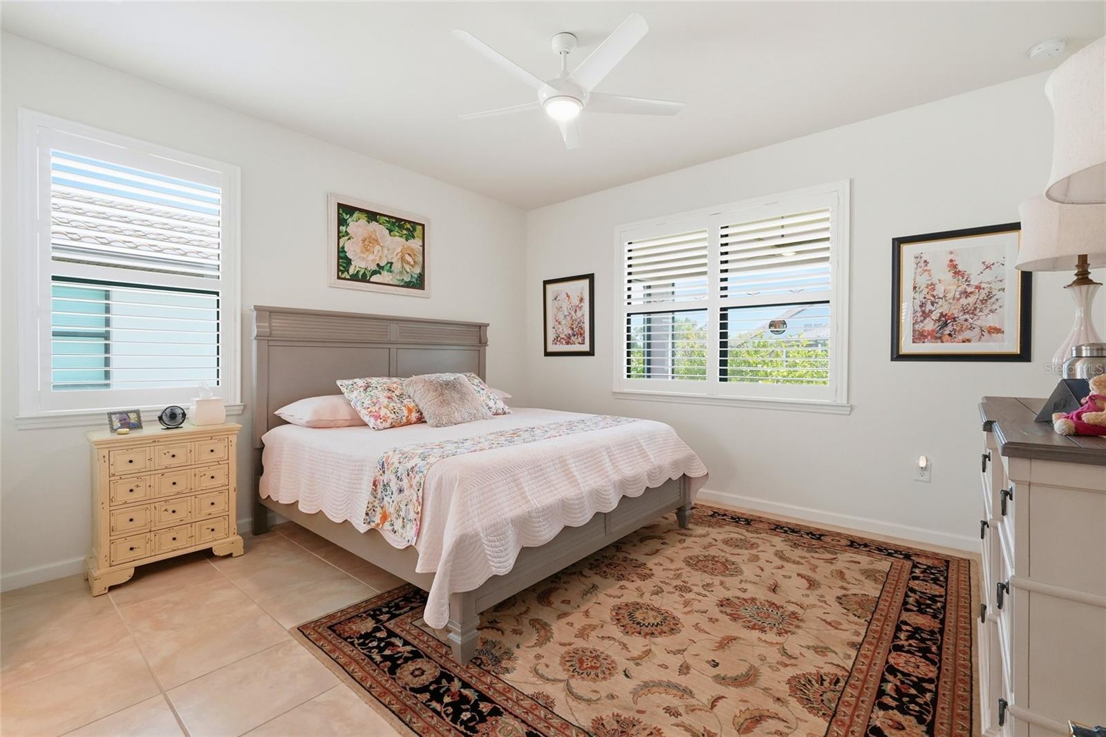 Image 16 of 40 For 7017 Hanover Court