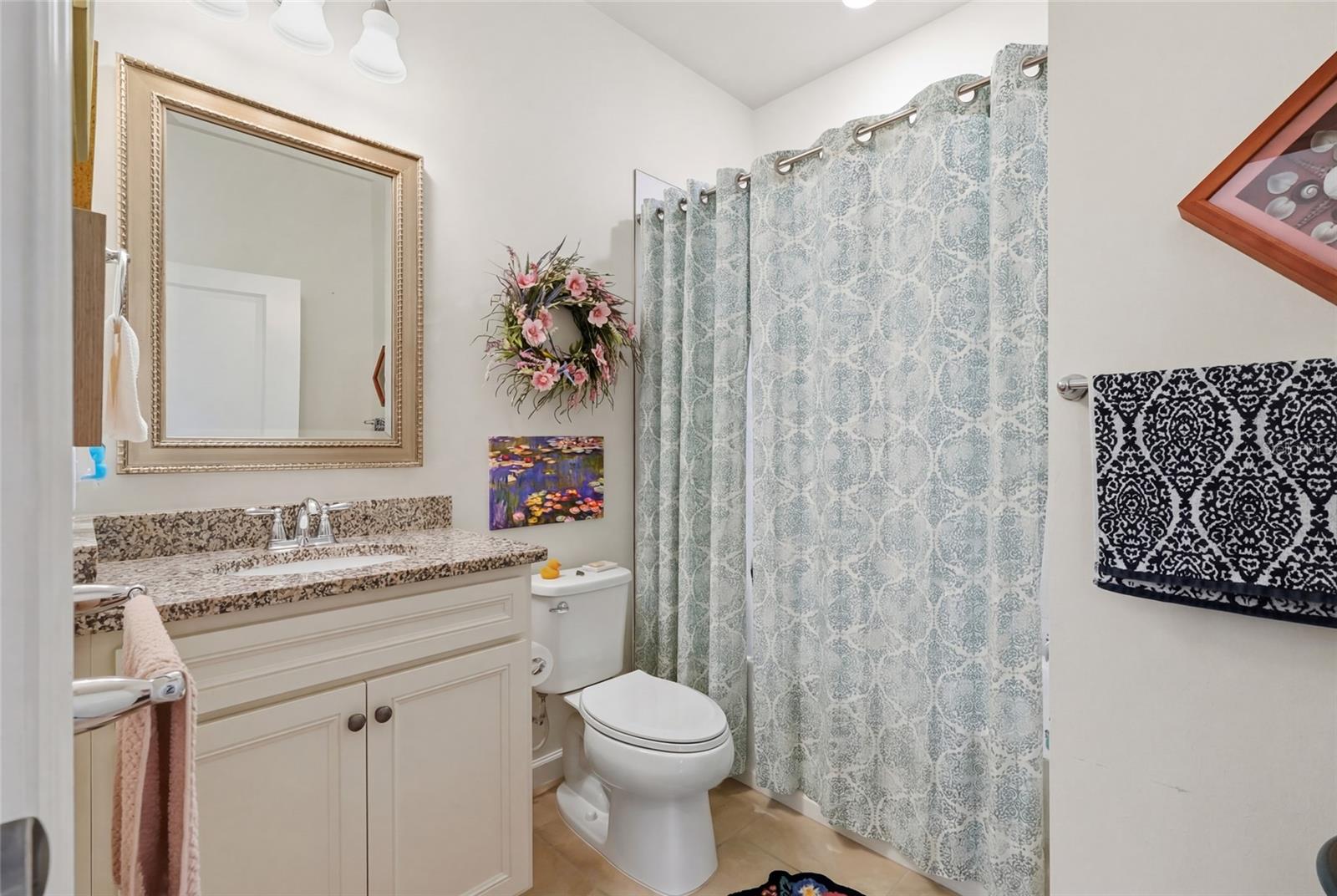 Image 24 of 40 For 7017 Hanover Court