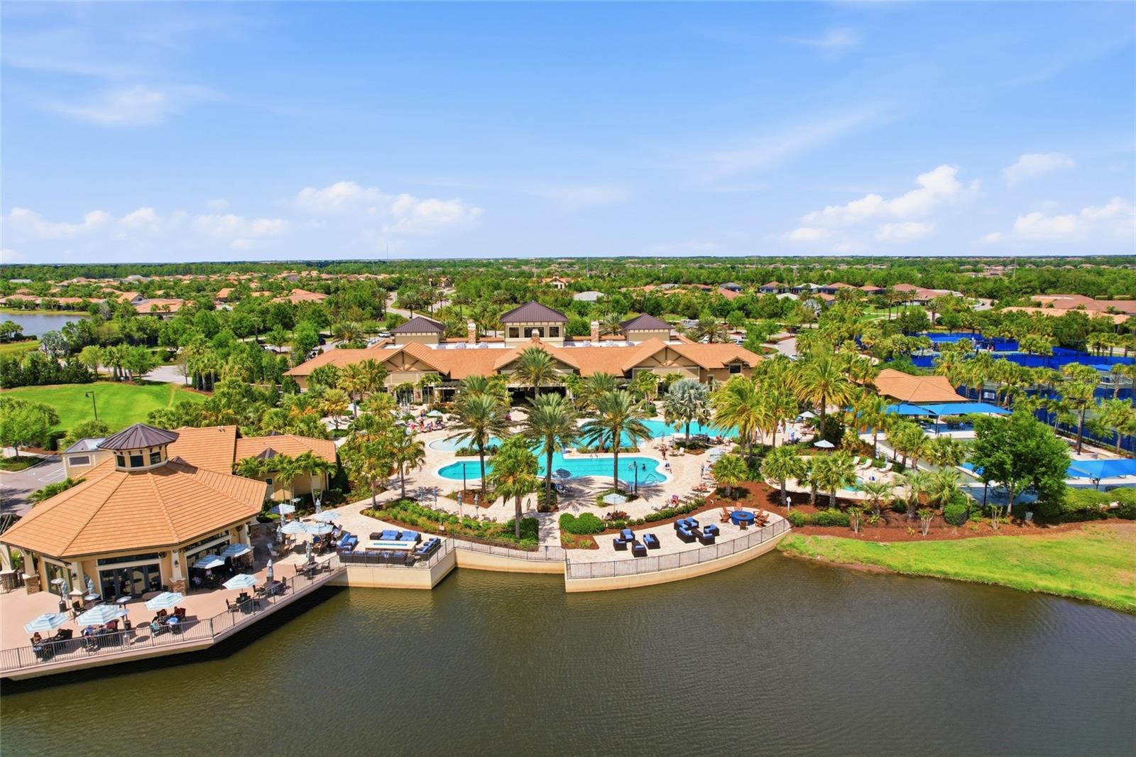 Image 37 of 40 For 7017 Hanover Court