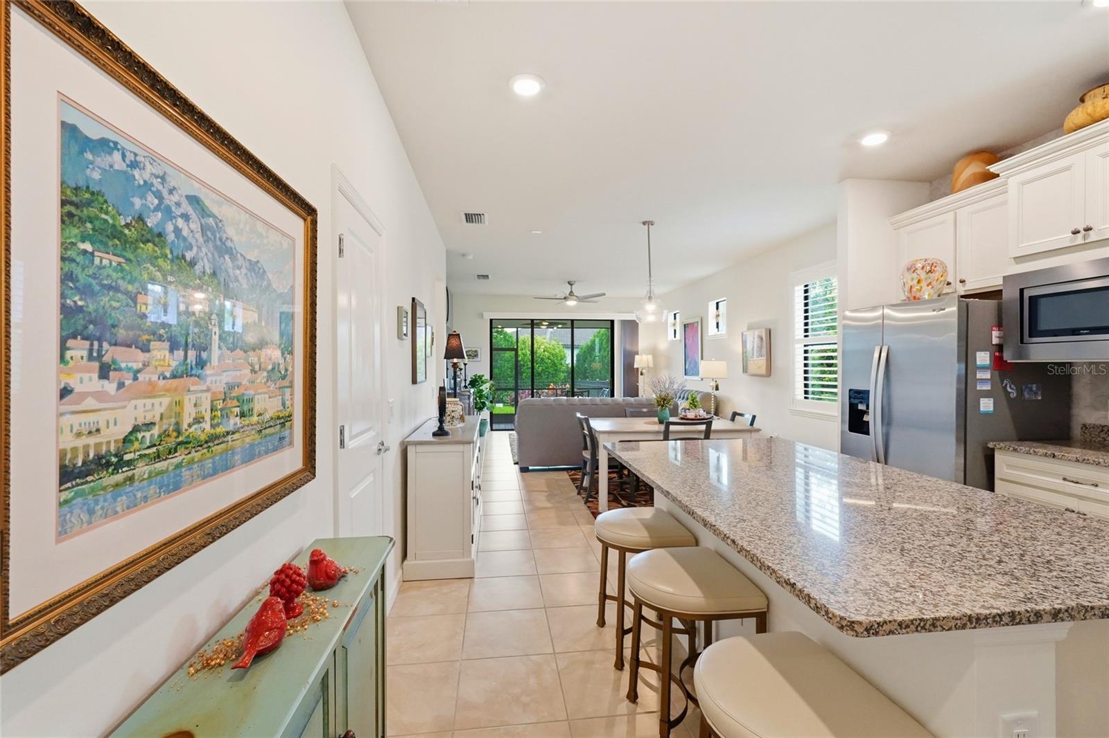 Image 5 of 40 For 7017 Hanover Court