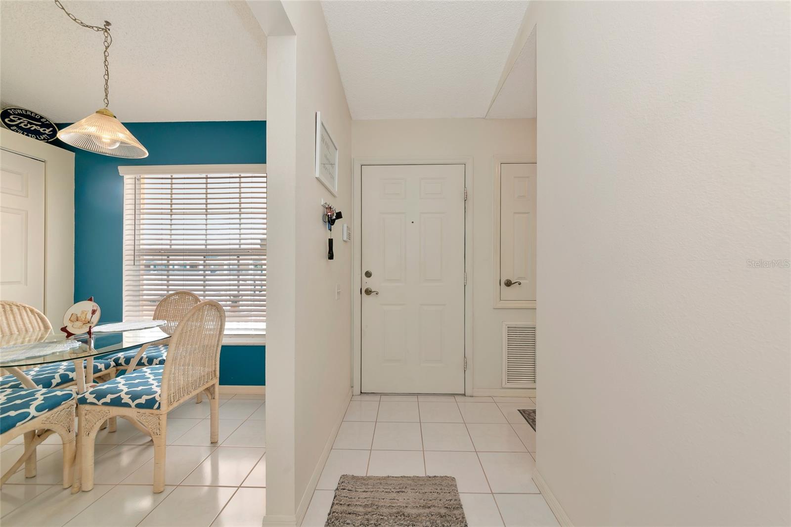 Image 6 of 70 For 4206 Caddie Drive E 201