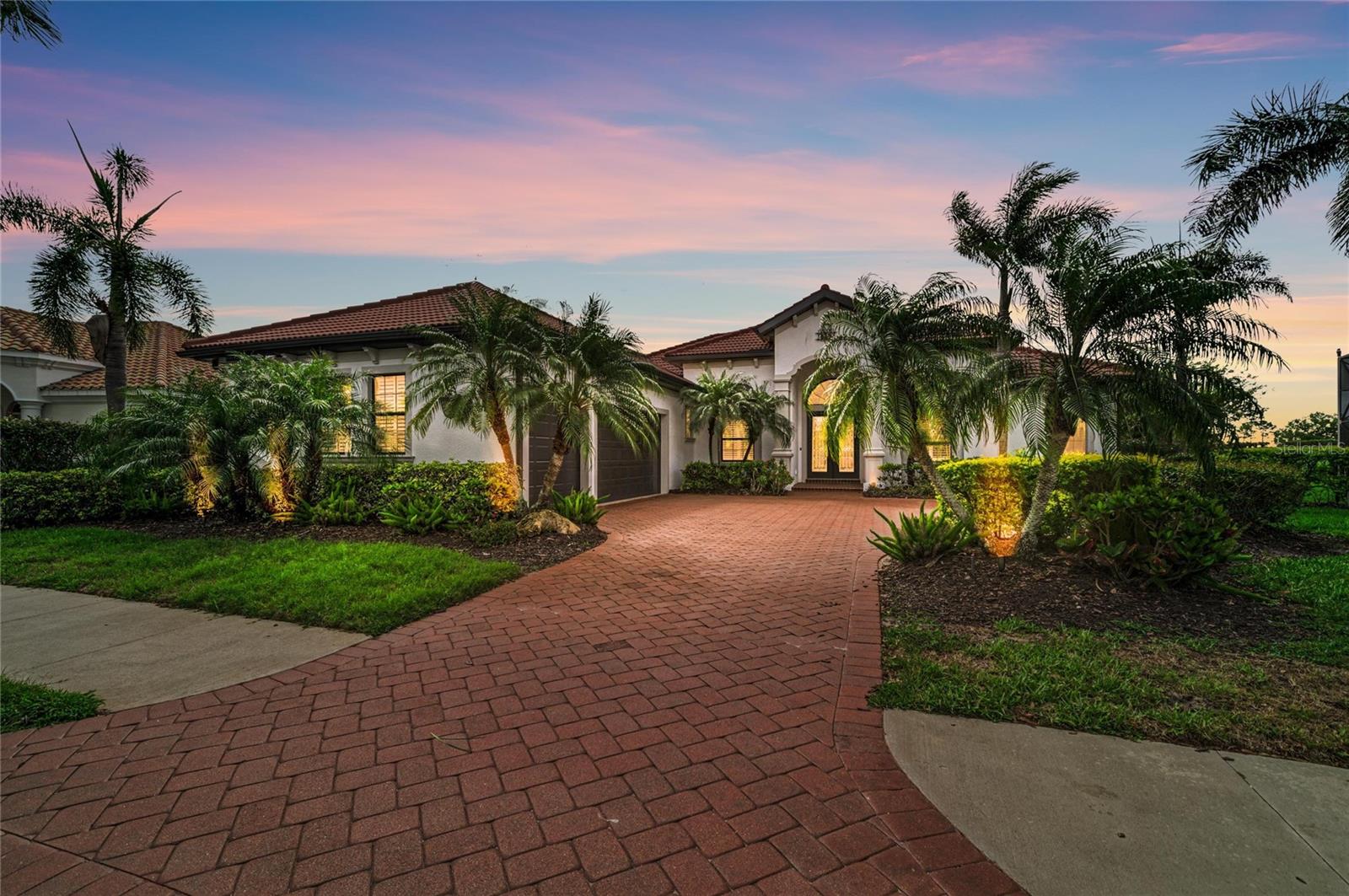 Image 10 of 82 For 7314 Heritage Grand Place