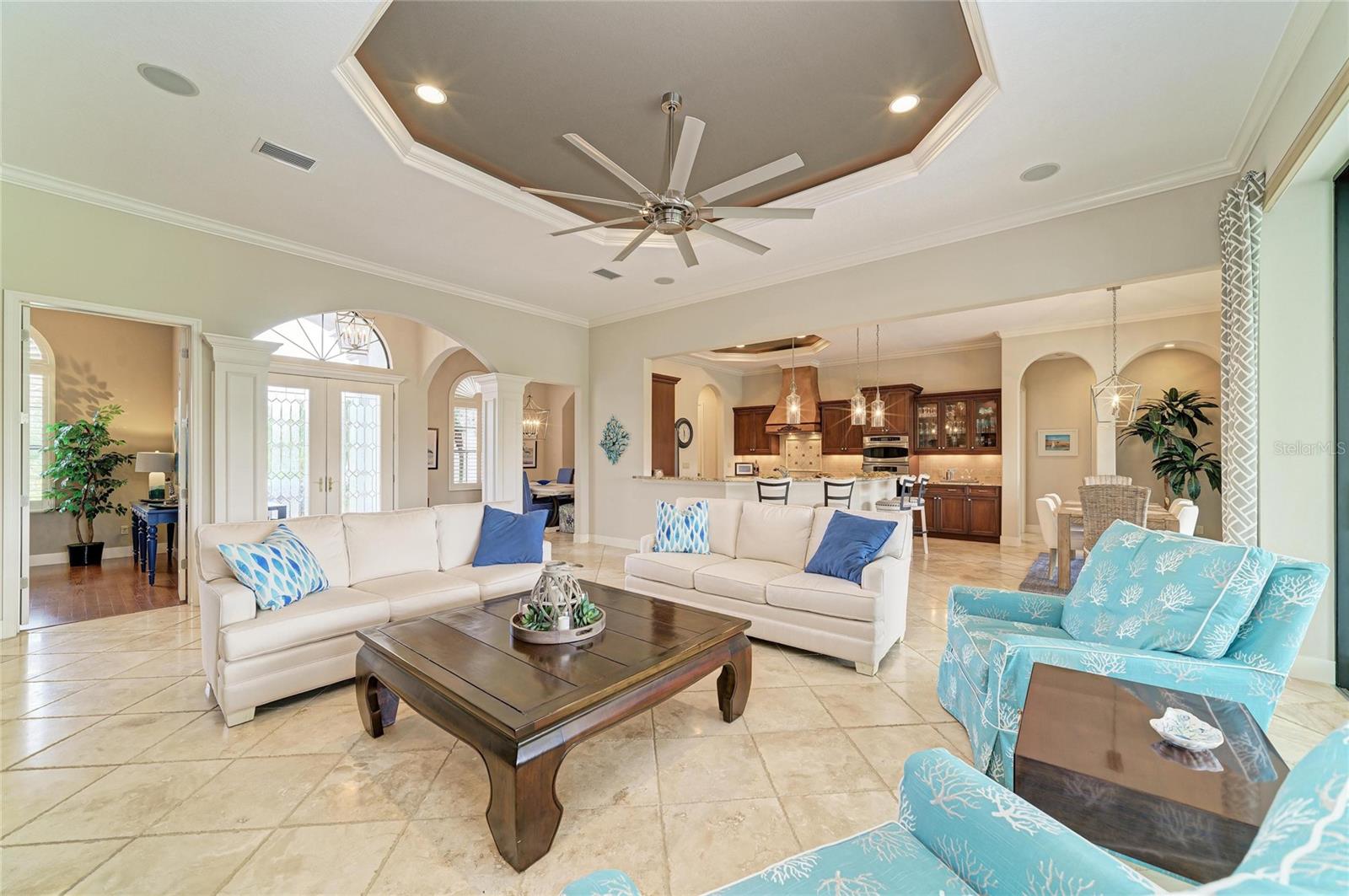 Image 18 of 82 For 7314 Heritage Grand Place