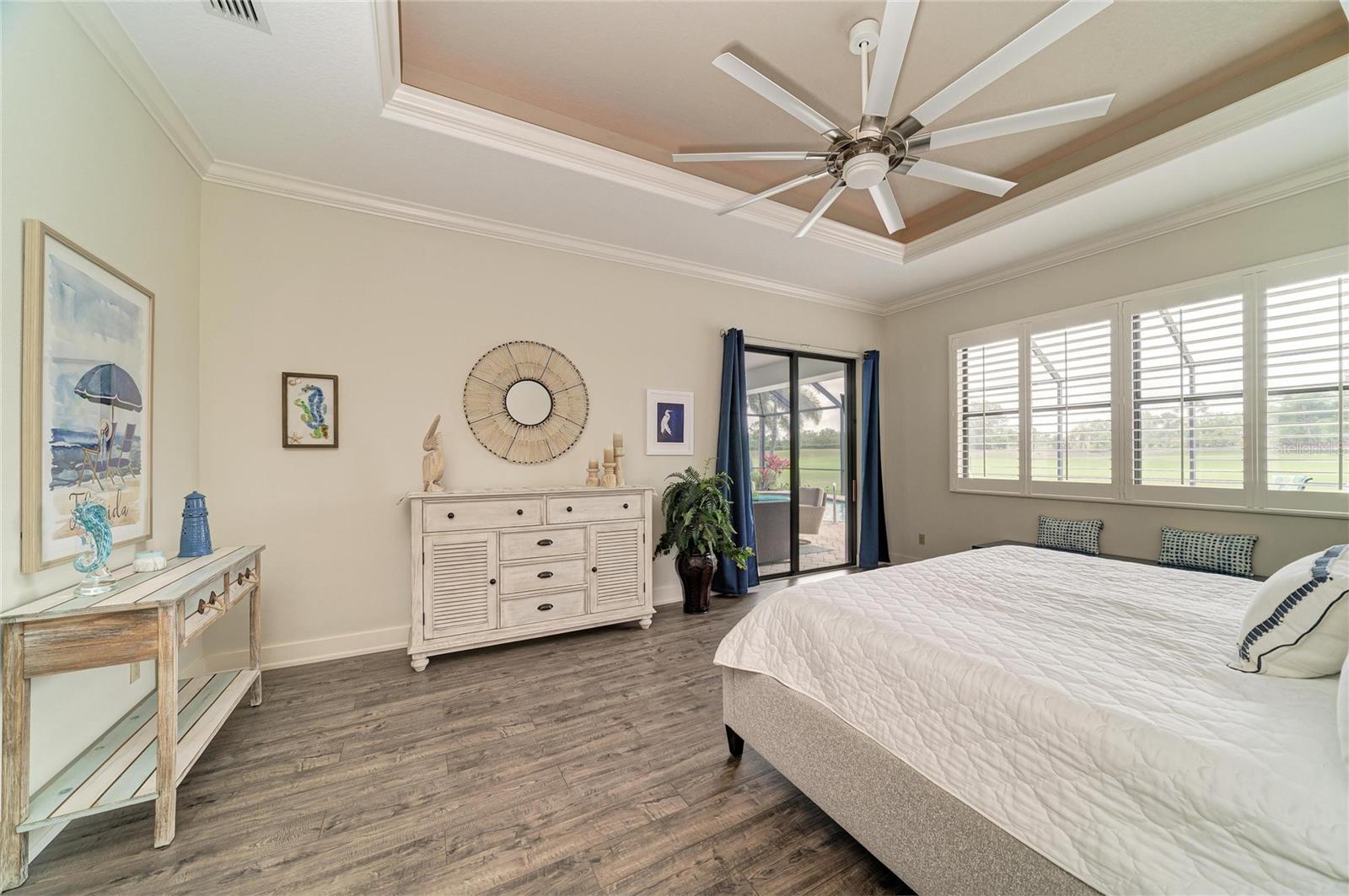 Image 32 of 82 For 7314 Heritage Grand Place