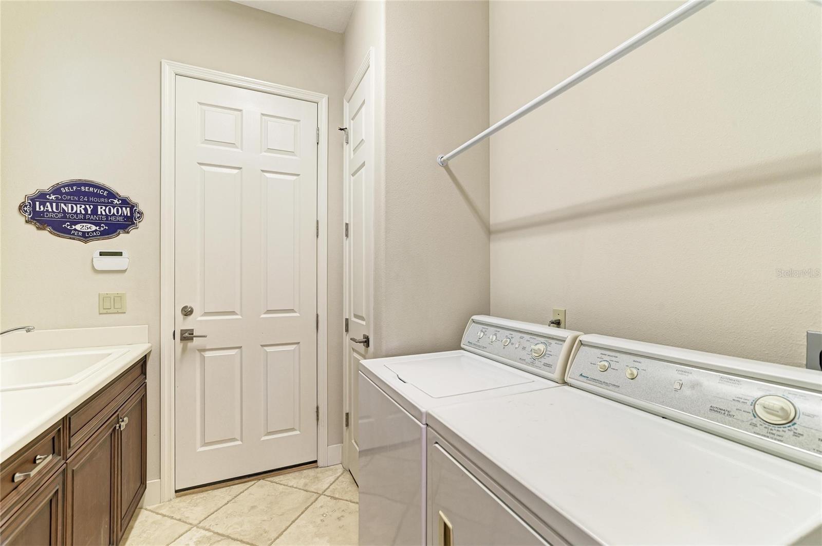 Image 47 of 82 For 7314 Heritage Grand Place