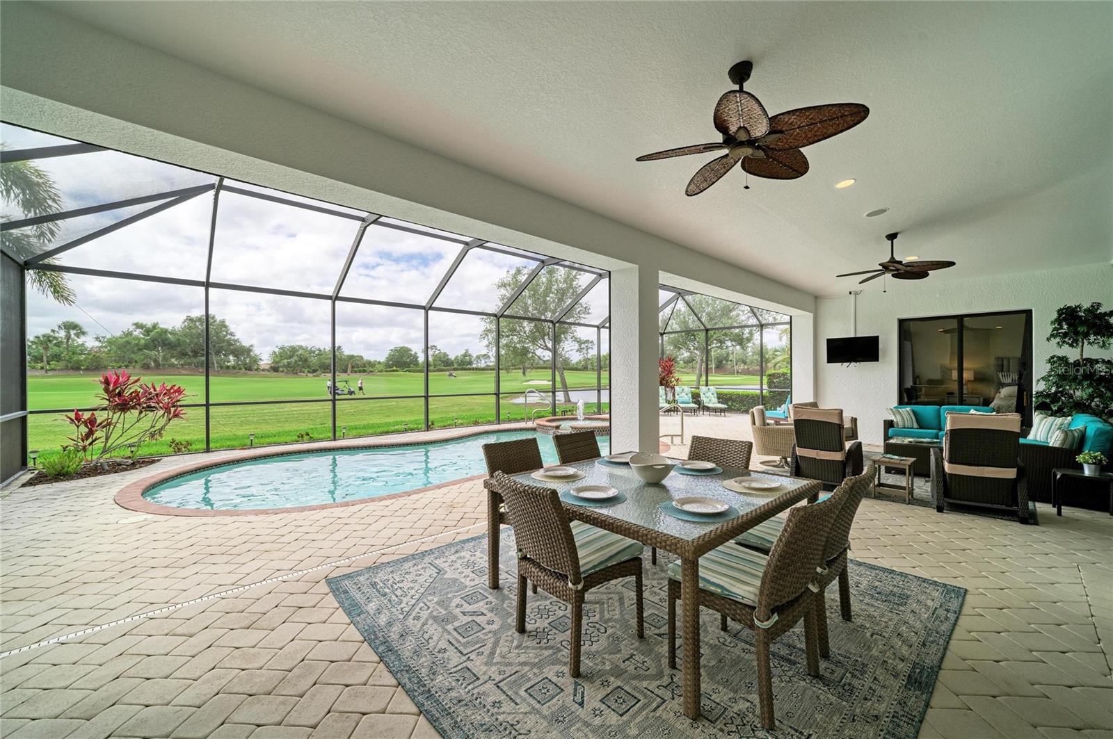 Image 51 of 82 For 7314 Heritage Grand Place