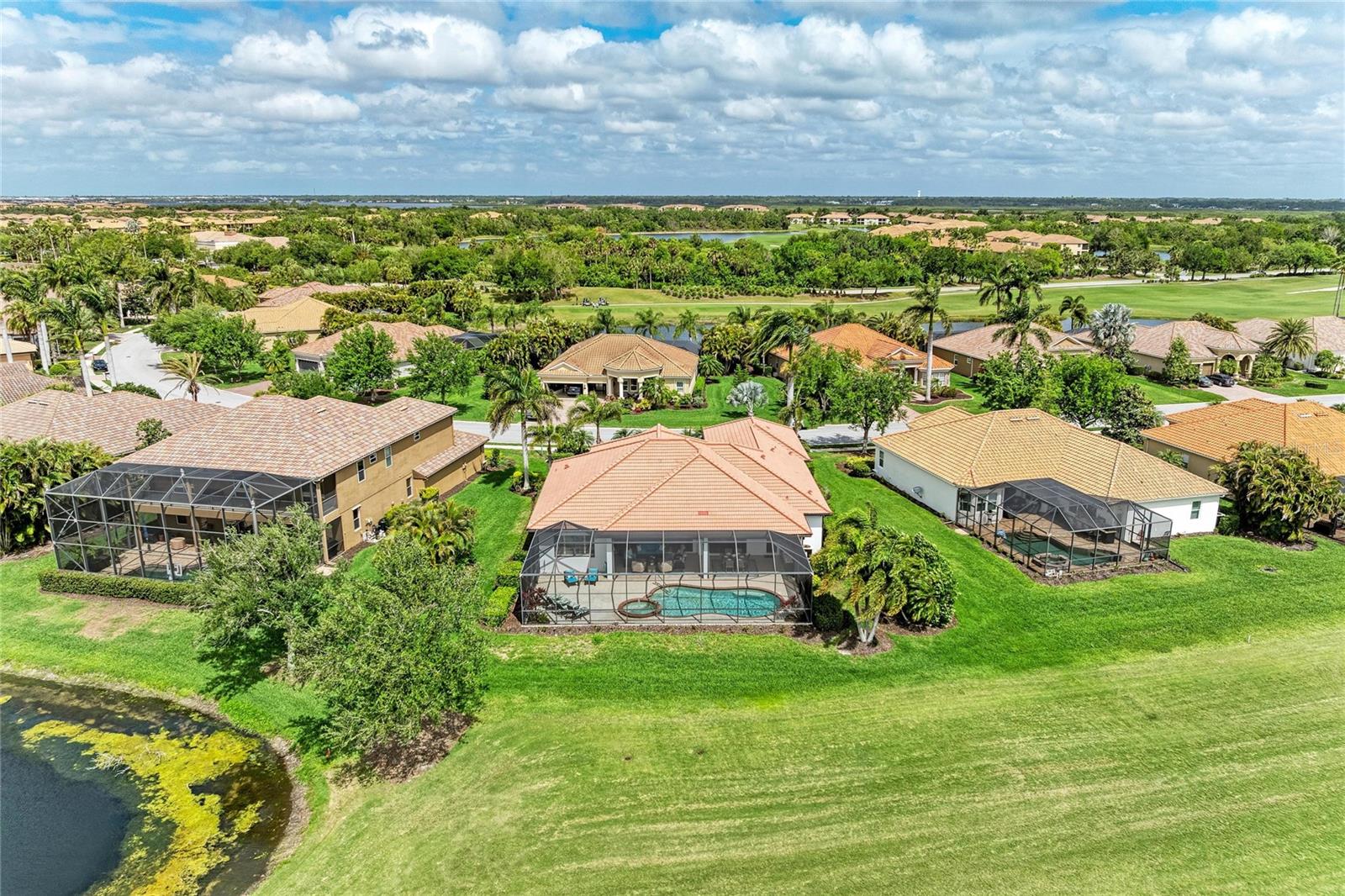 Image 62 of 82 For 7314 Heritage Grand Place