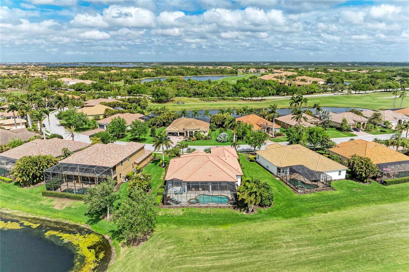 Image 7 of 82 For 7314 Heritage Grand Place