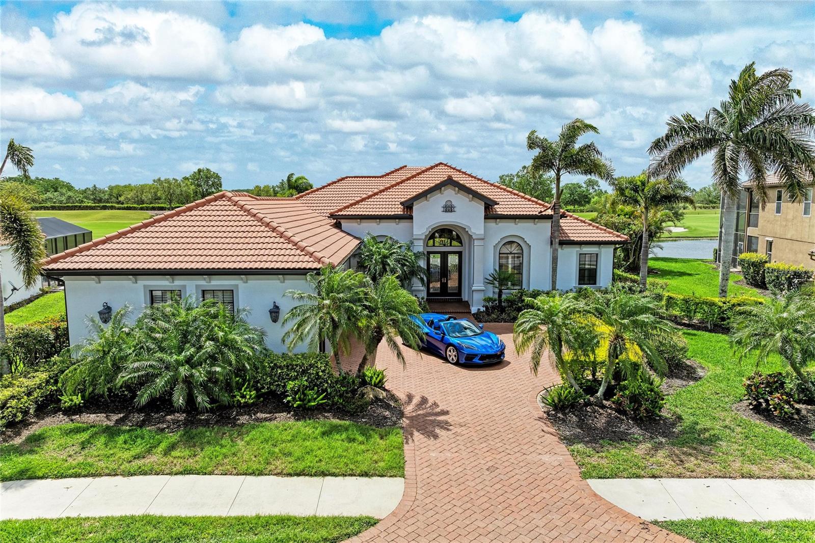 Image 8 of 82 For 7314 Heritage Grand Place