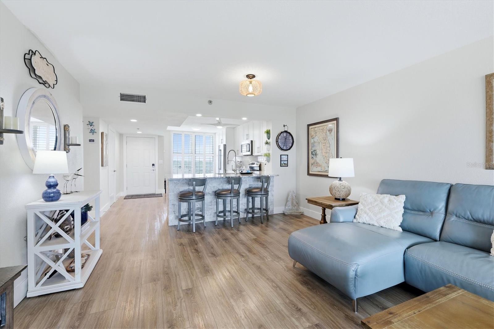 Image 10 of 40 For 3730 Pinebrook Circle 604