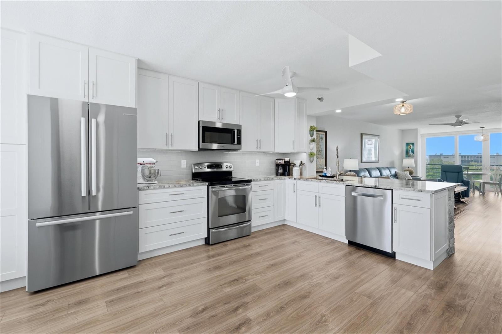 Image 14 of 40 For 3730 Pinebrook Circle 604