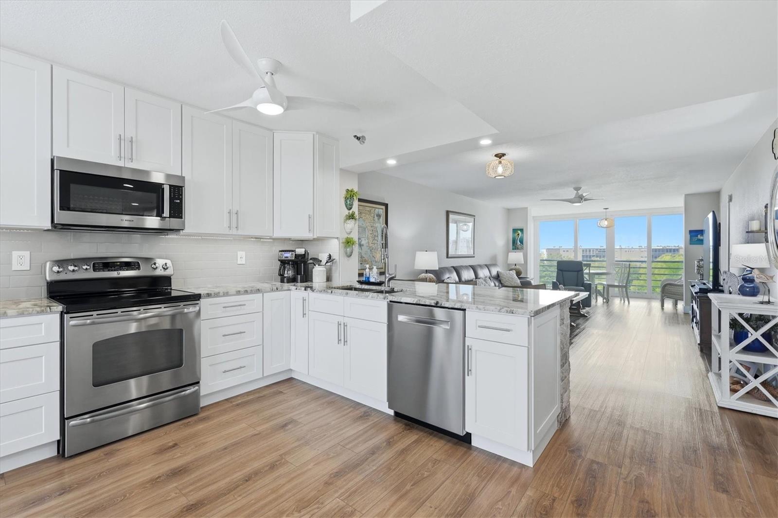 Image 16 of 40 For 3730 Pinebrook Circle 604