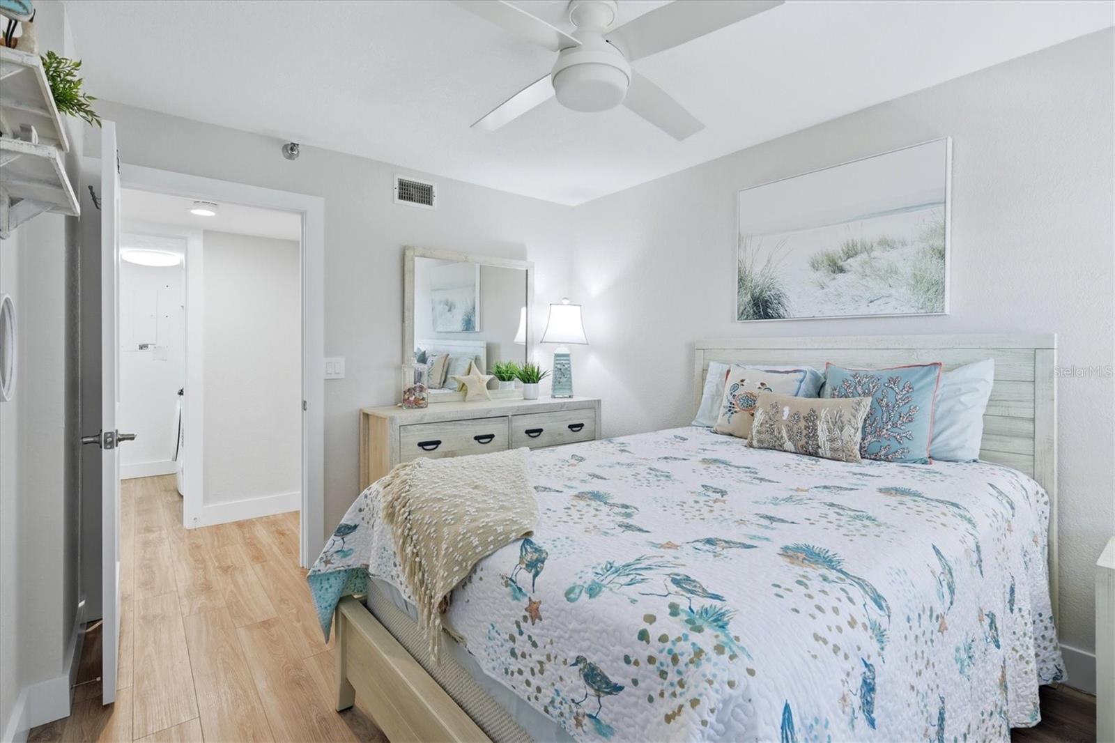 Image 23 of 40 For 3730 Pinebrook Circle 604