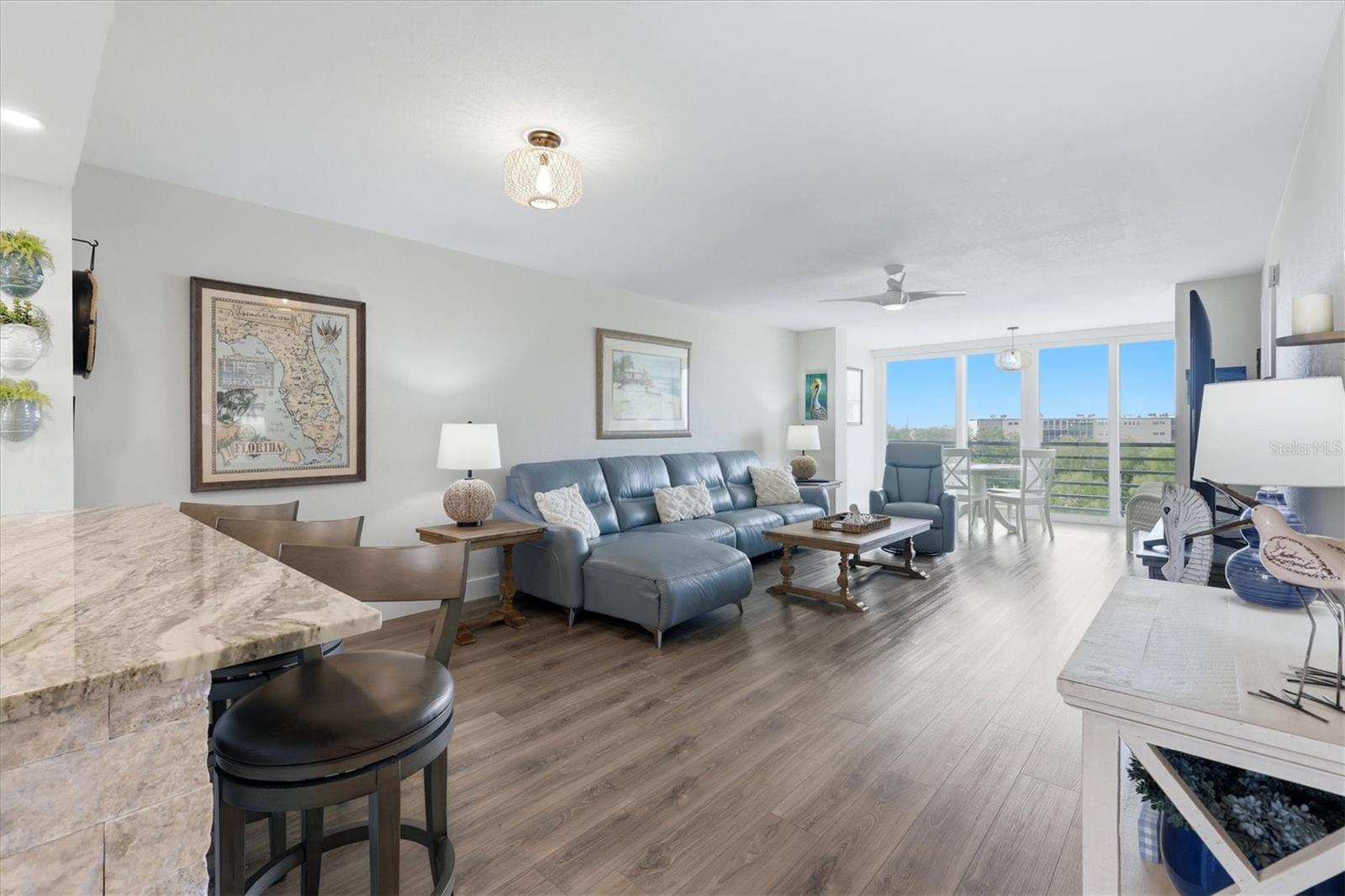 Image 3 of 40 For 3730 Pinebrook Circle 604