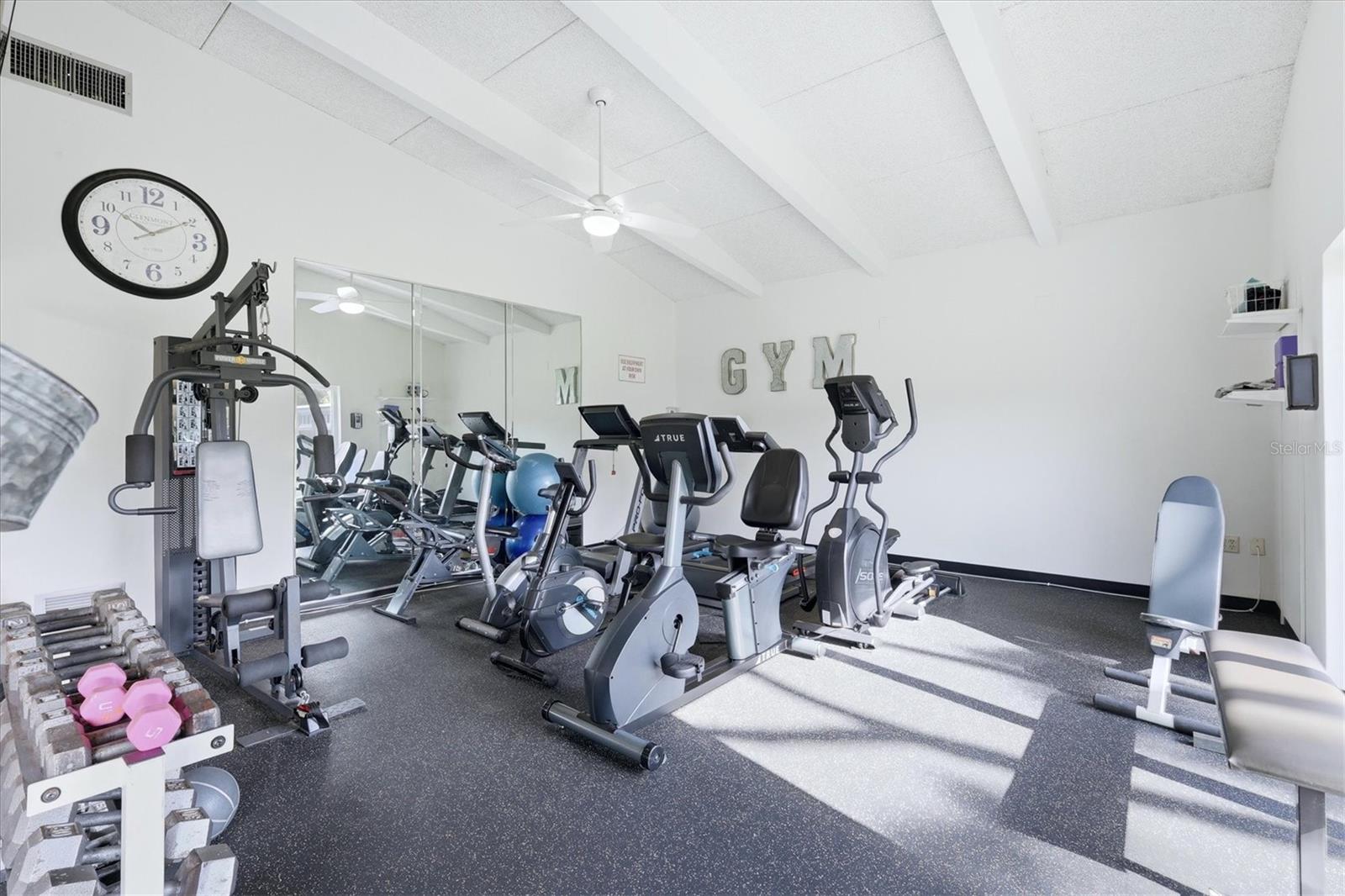 Image 31 of 40 For 3730 Pinebrook Circle 604