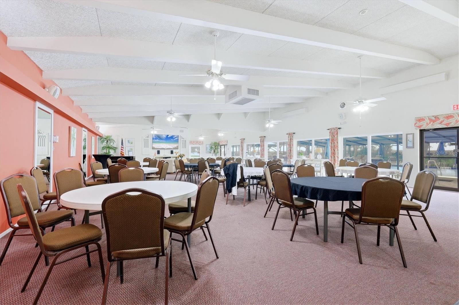 Image 34 of 40 For 3730 Pinebrook Circle 604