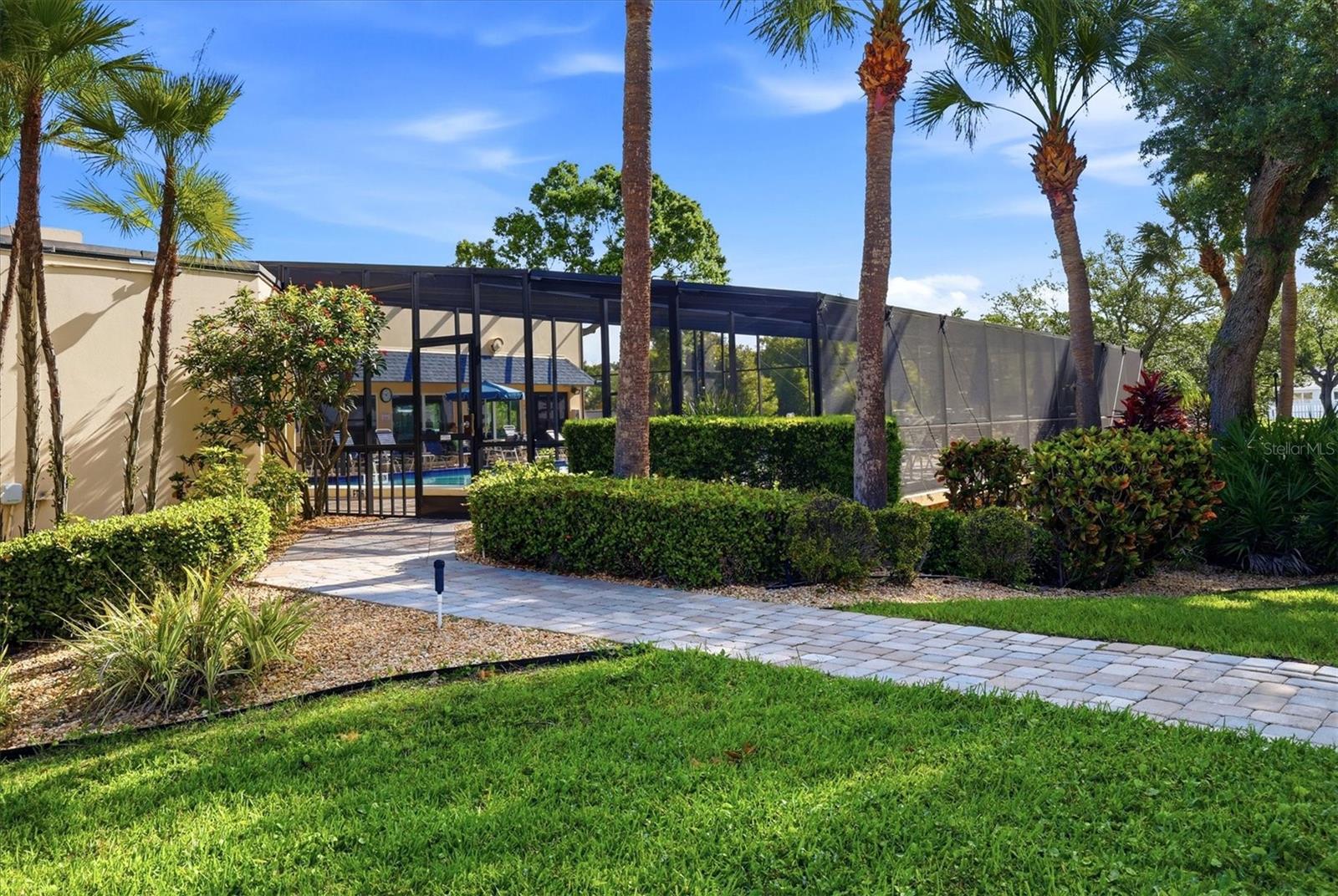 Image 36 of 40 For 3730 Pinebrook Circle 604