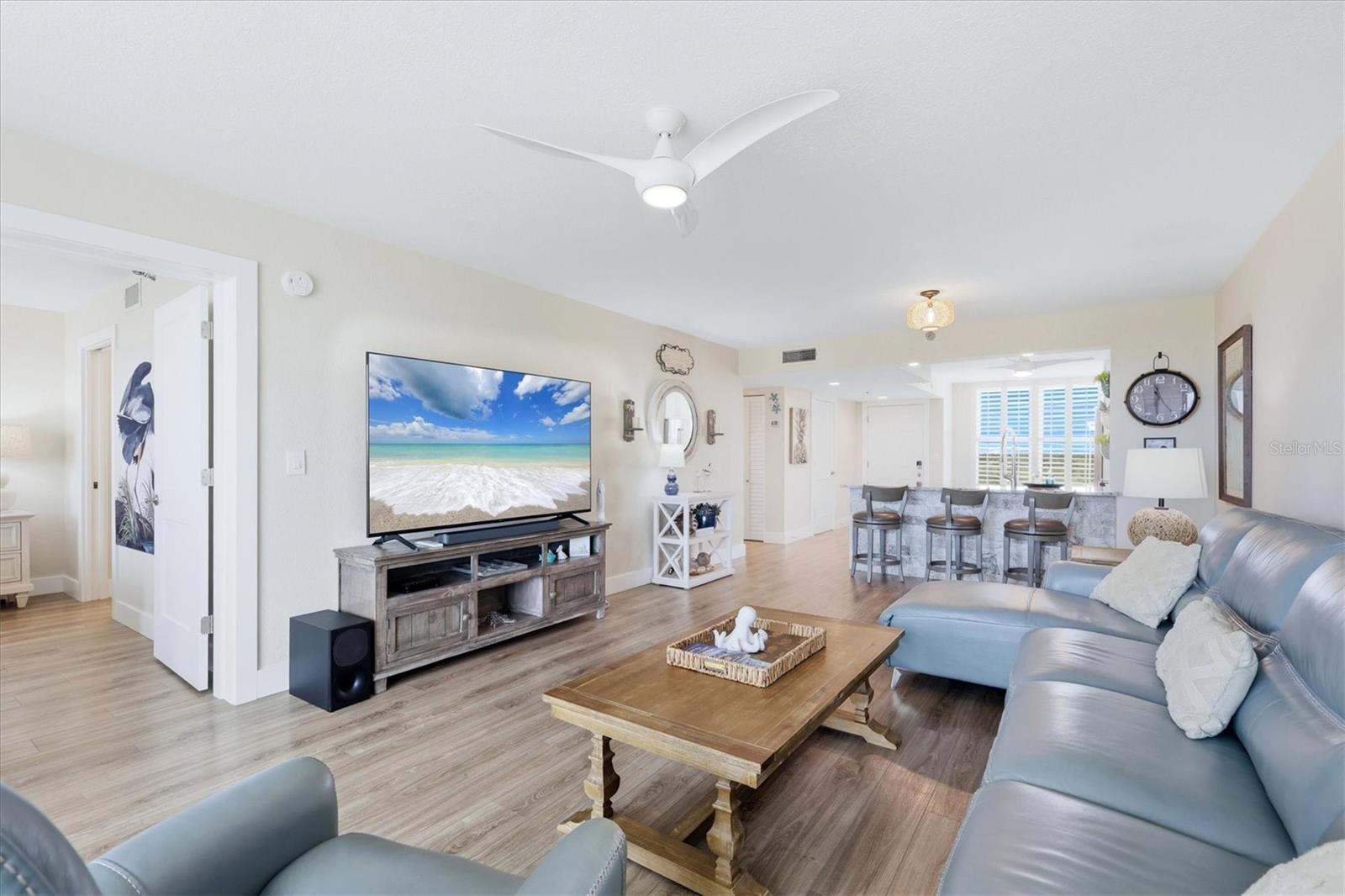 Image 8 of 40 For 3730 Pinebrook Circle 604