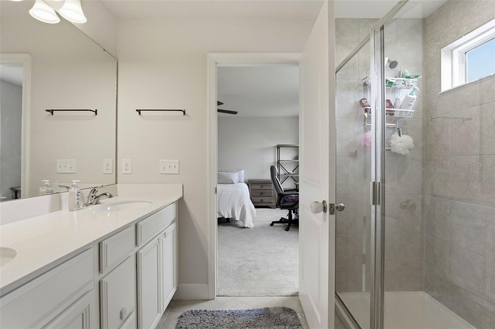 Image 24 of 53 For 11016 Daybreak Glen