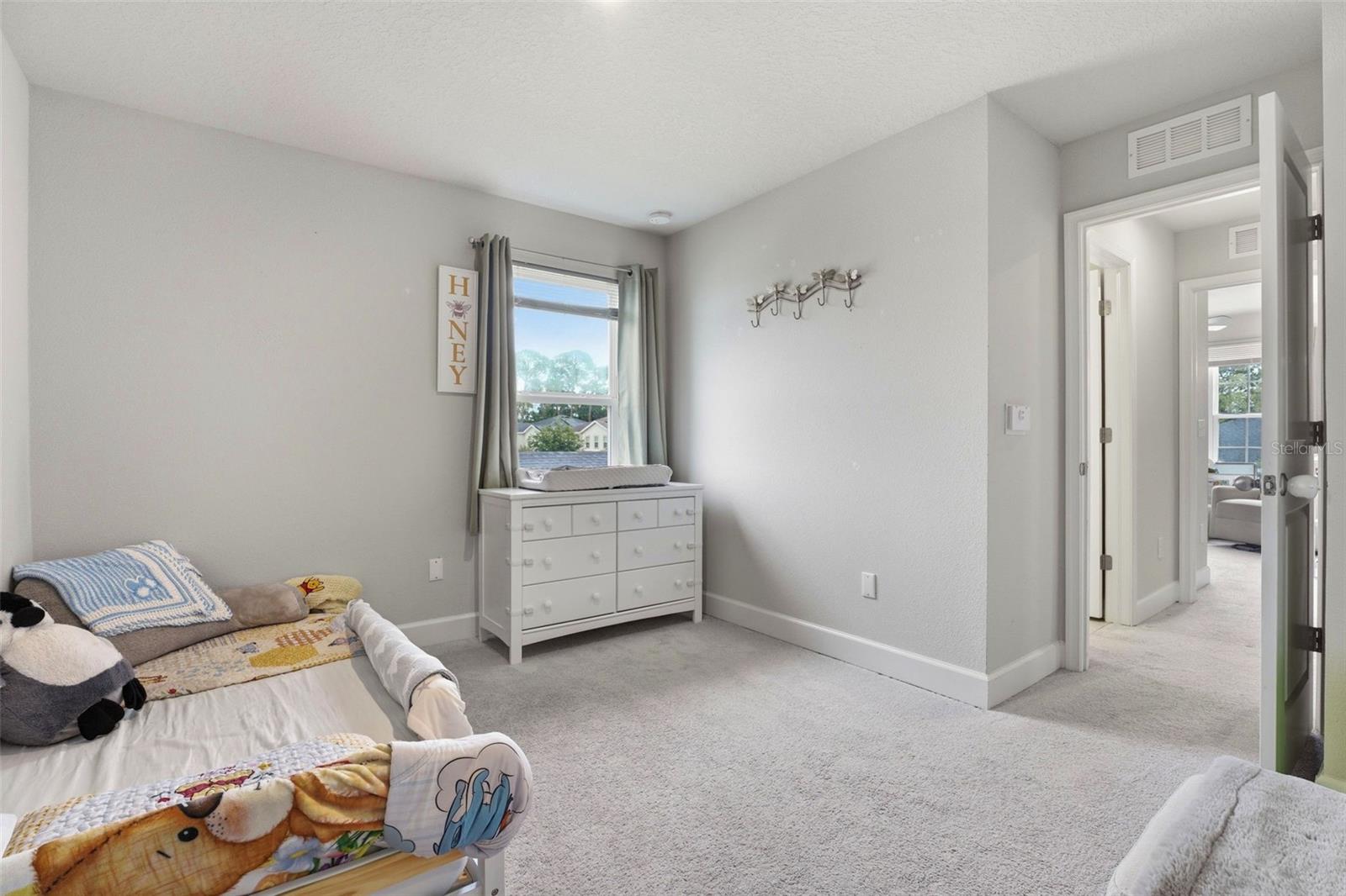 Image 29 of 53 For 11016 Daybreak Glen