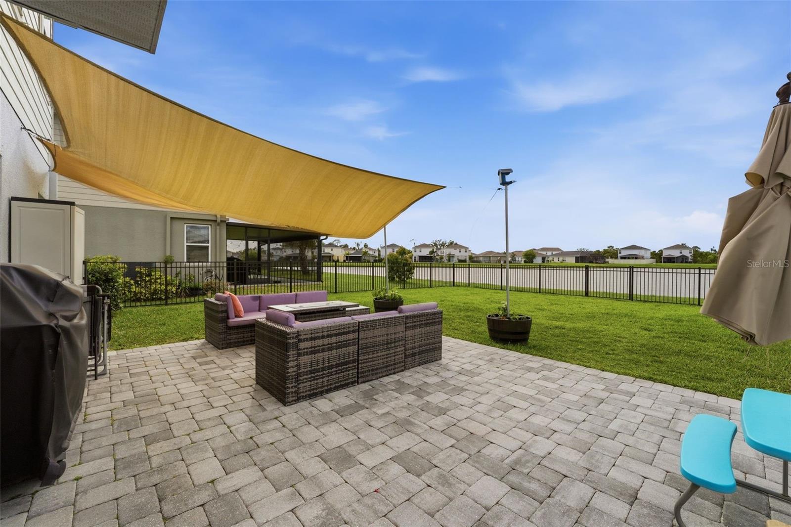 Image 32 of 53 For 11016 Daybreak Glen