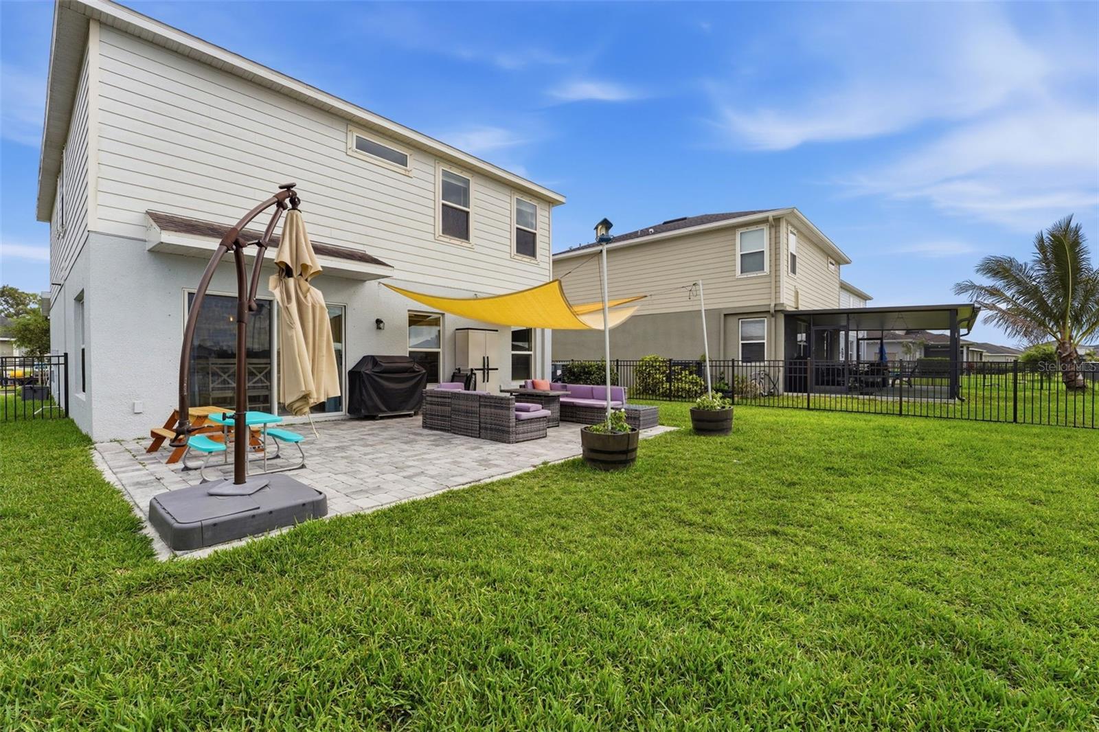 Image 33 of 53 For 11016 Daybreak Glen