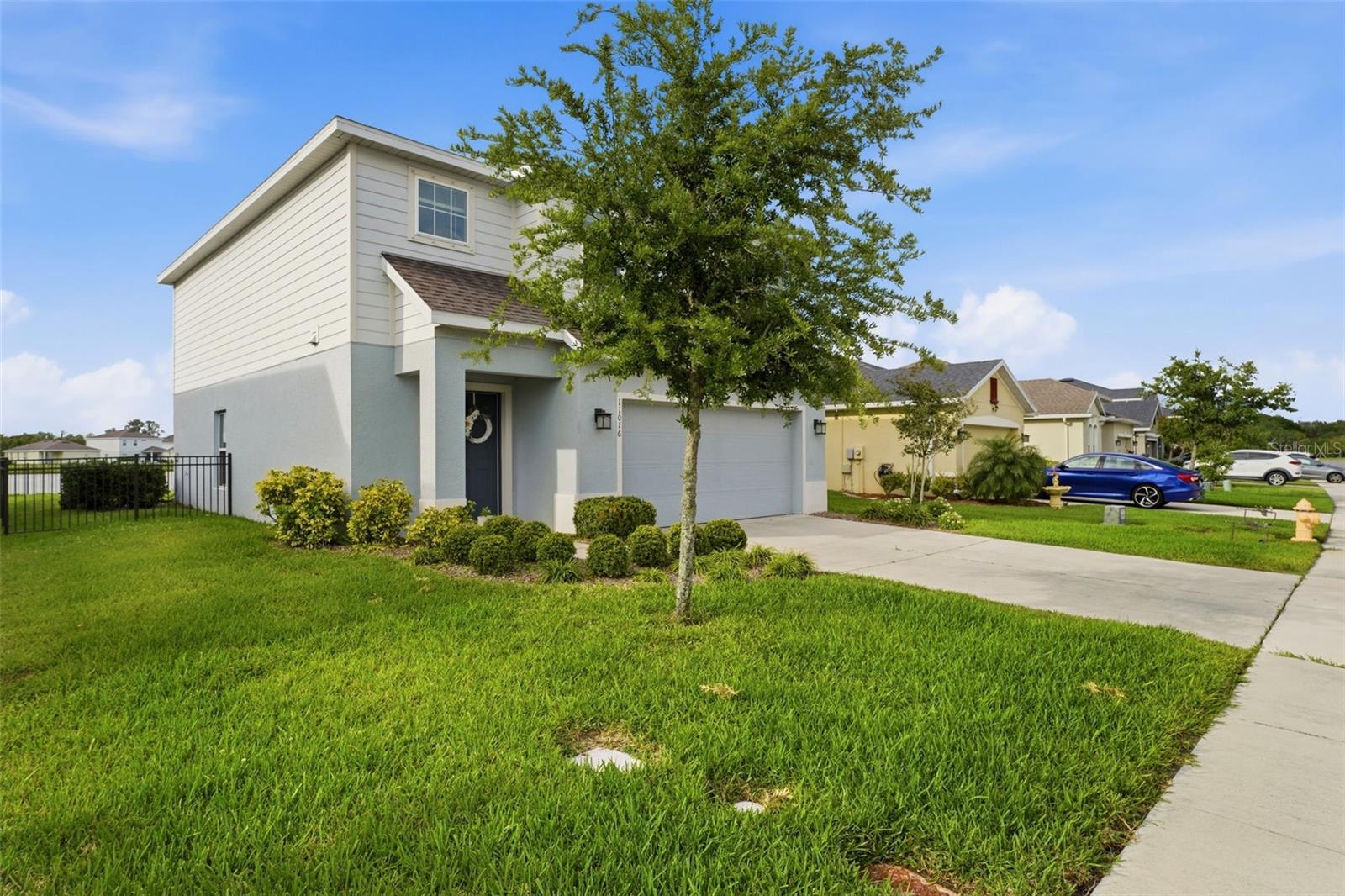 Image 4 of 53 For 11016 Daybreak Glen