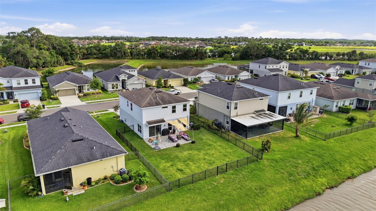 Image 40 of 53 For 11016 Daybreak Glen