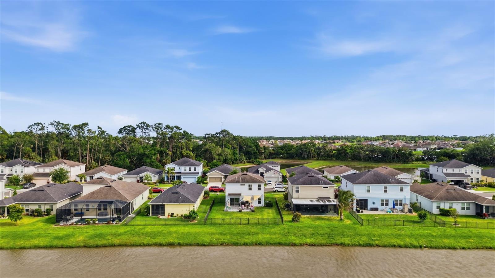 Image 41 of 53 For 11016 Daybreak Glen