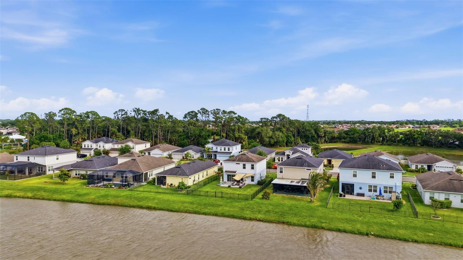 Image 42 of 53 For 11016 Daybreak Glen