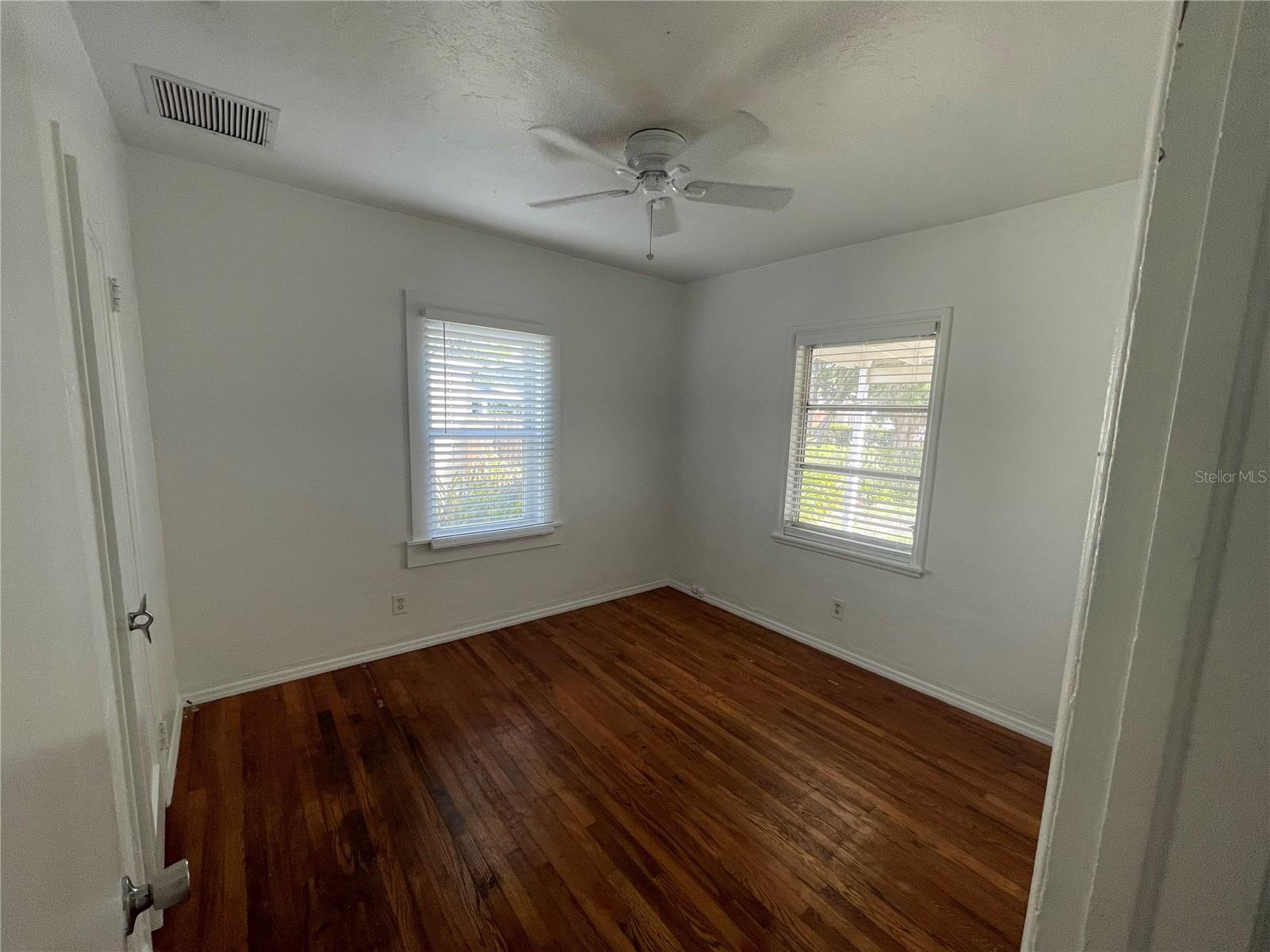 Image 9 of 12 For 3205 Avenue A W