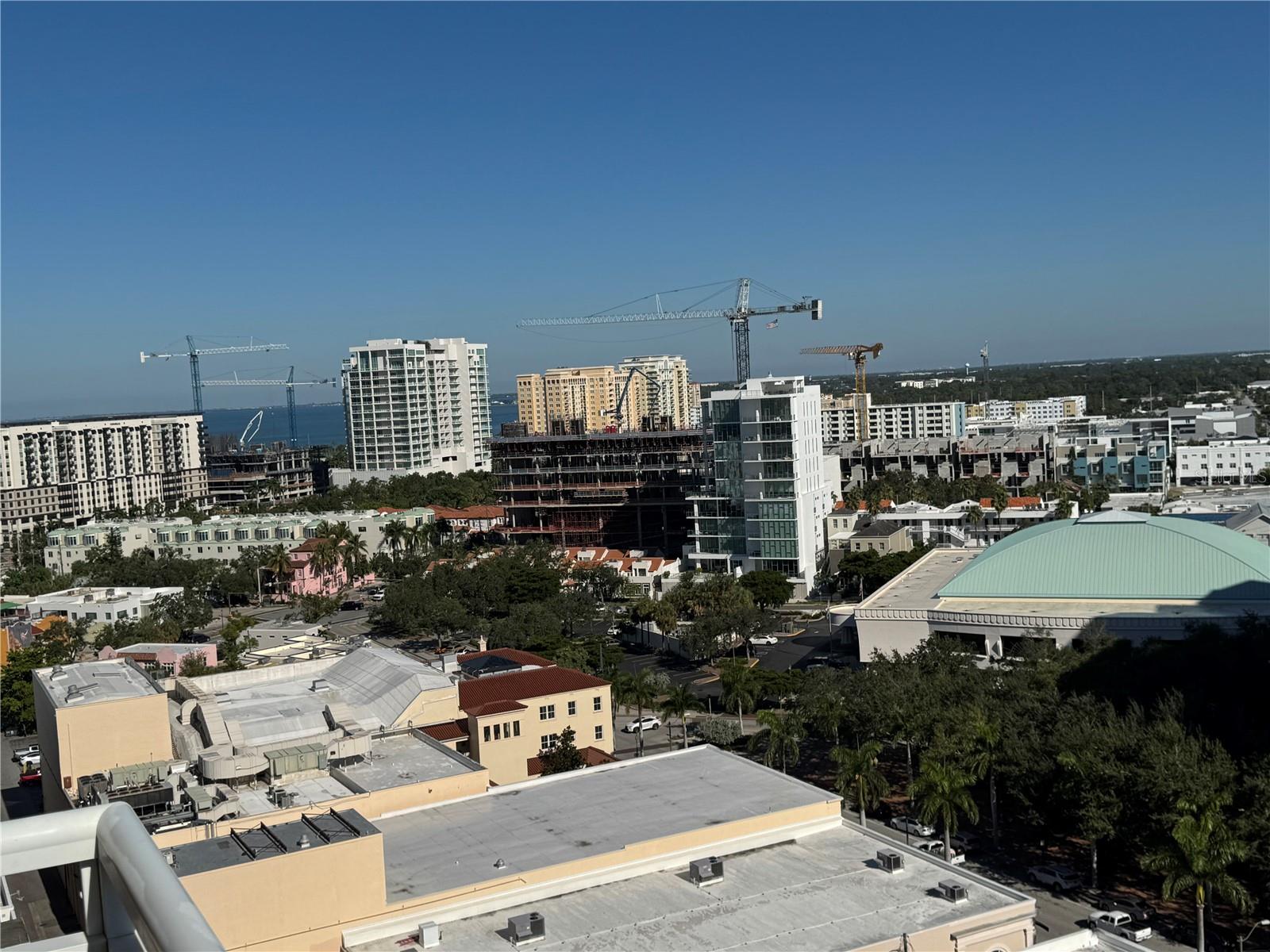 Image 11 of 32 For 1350 Main Street 1501