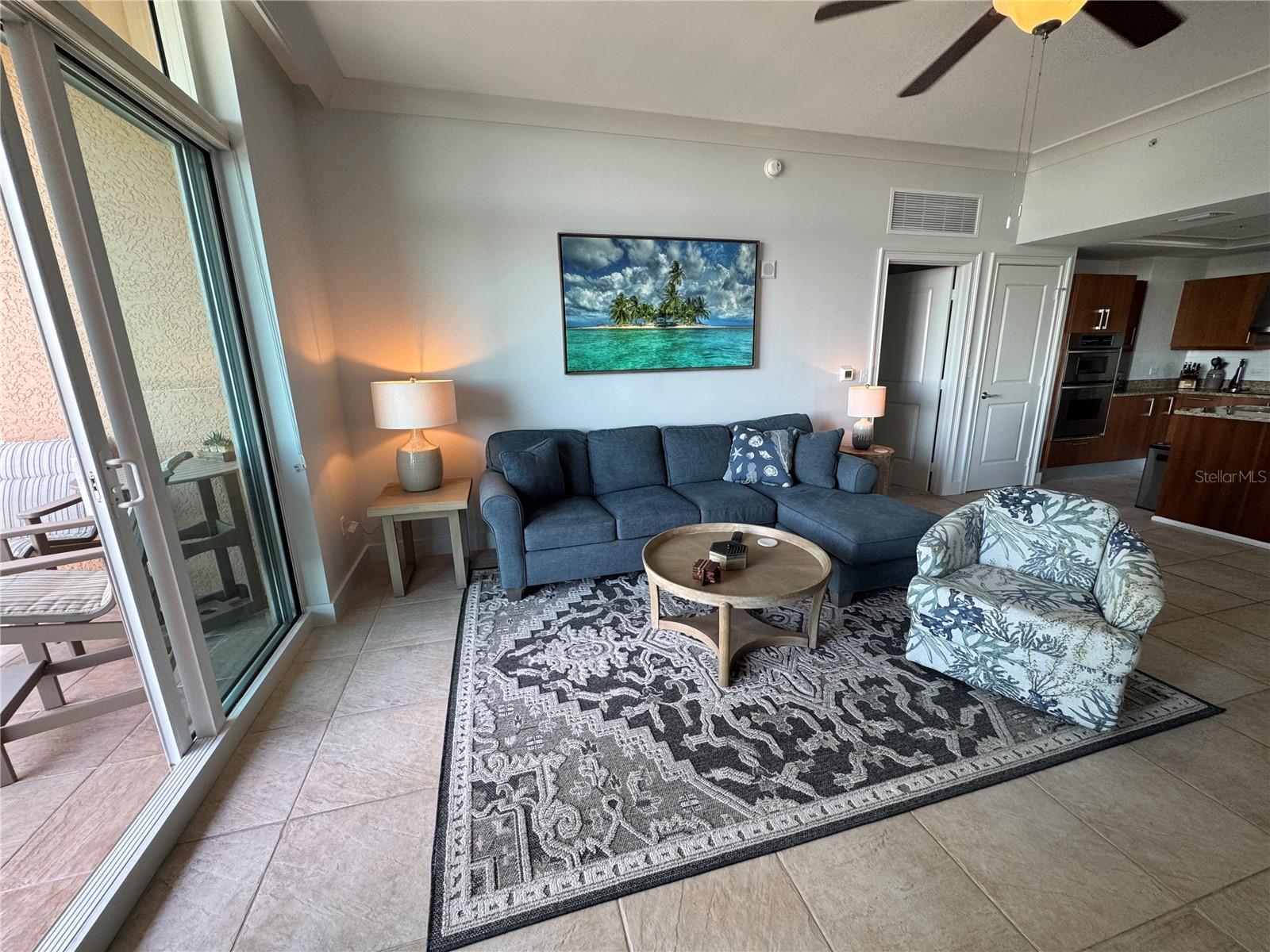 Image 13 of 32 For 1350 Main Street 1501