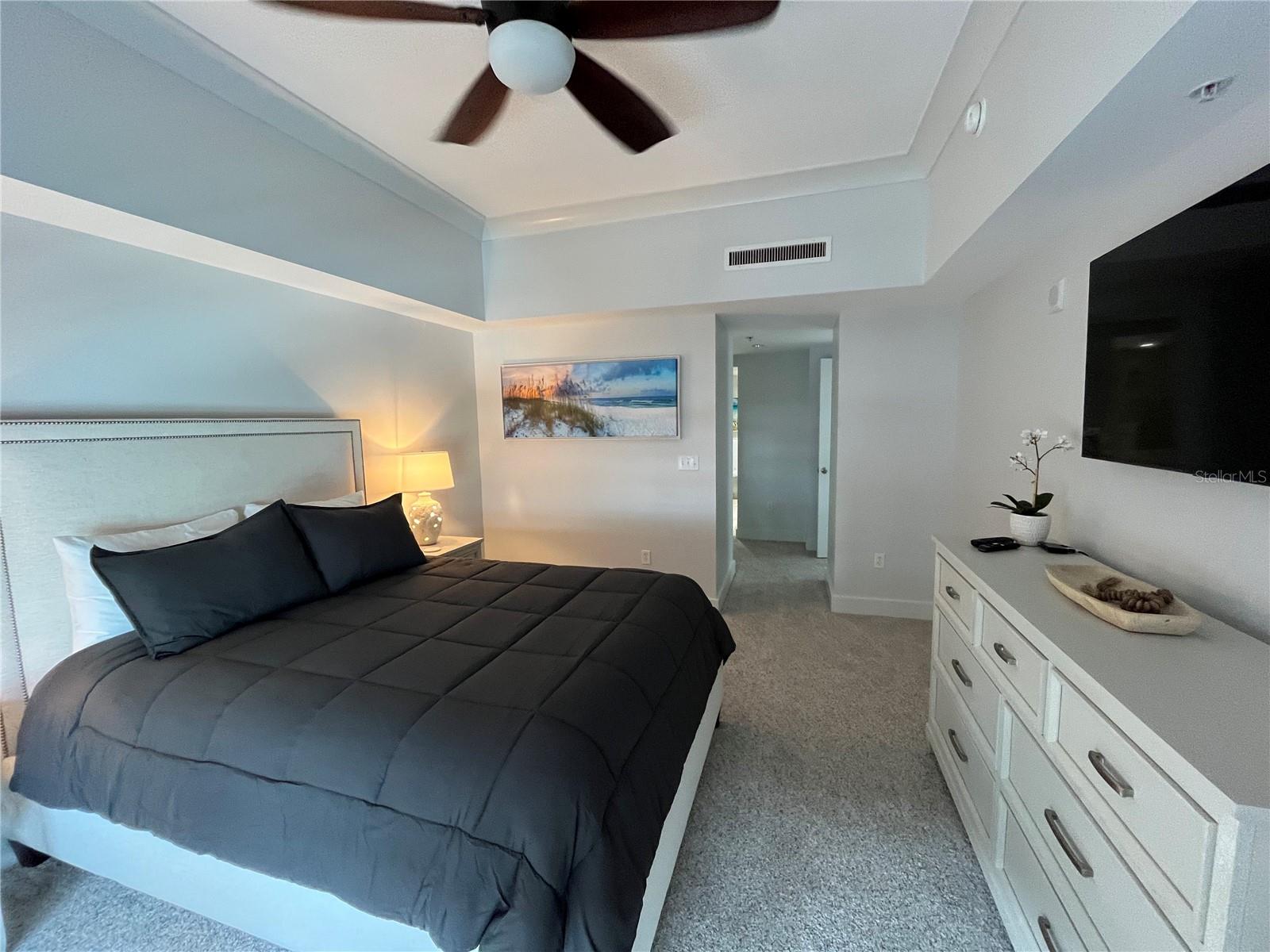 Image 25 of 32 For 1350 Main Street 1501