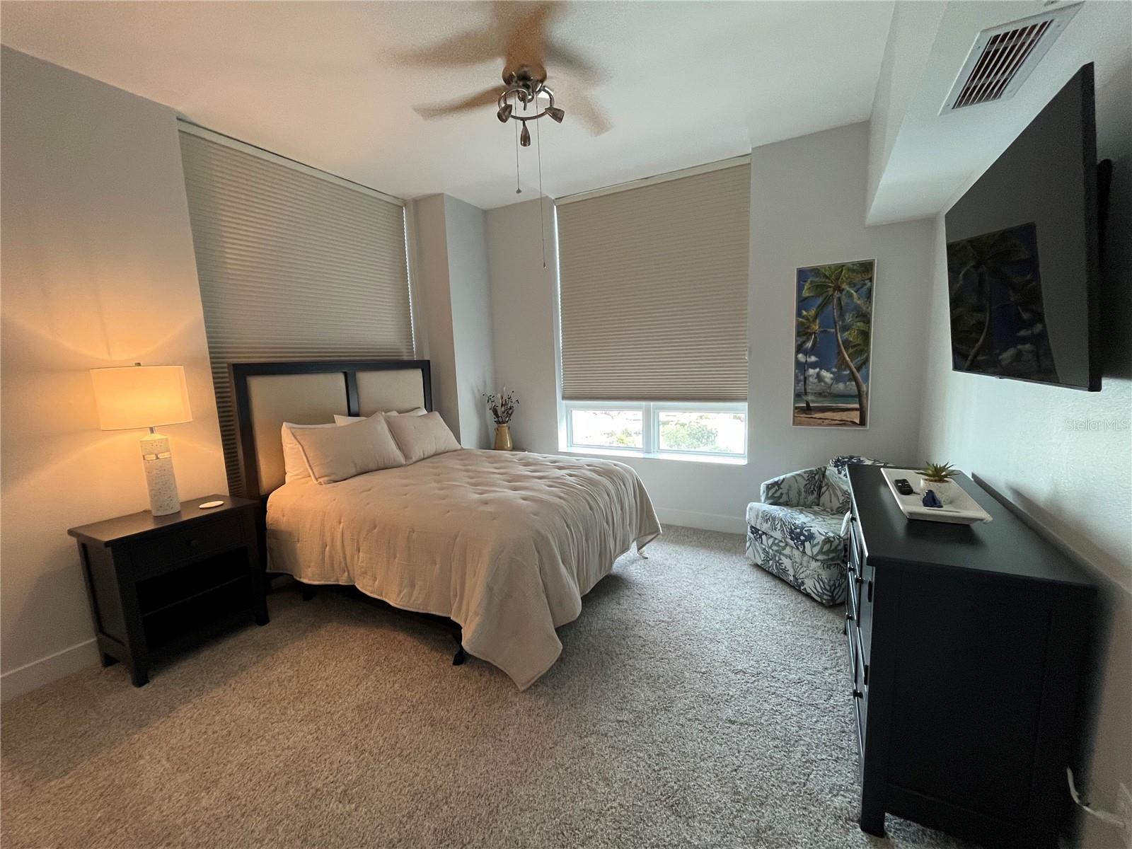 Image 30 of 32 For 1350 Main Street 1501