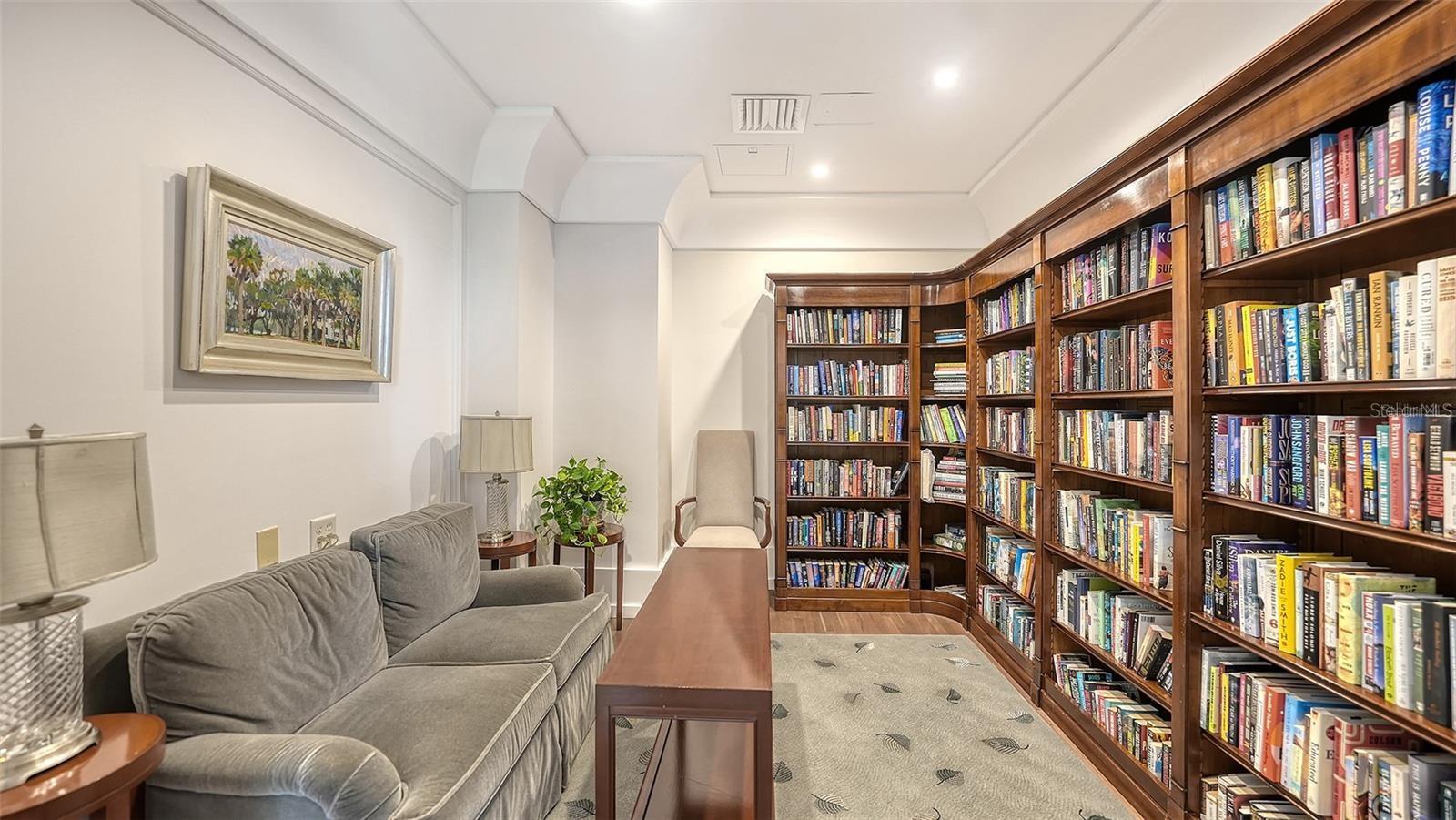 Image 6 of 32 For 1350 Main Street 1501