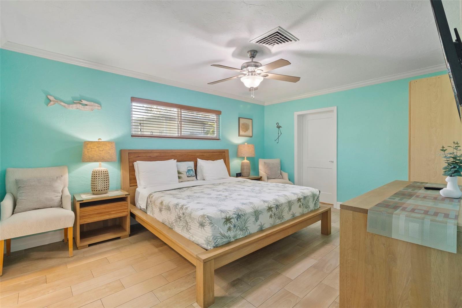 Image 27 of 61 For 6454 Beechwood Avenue