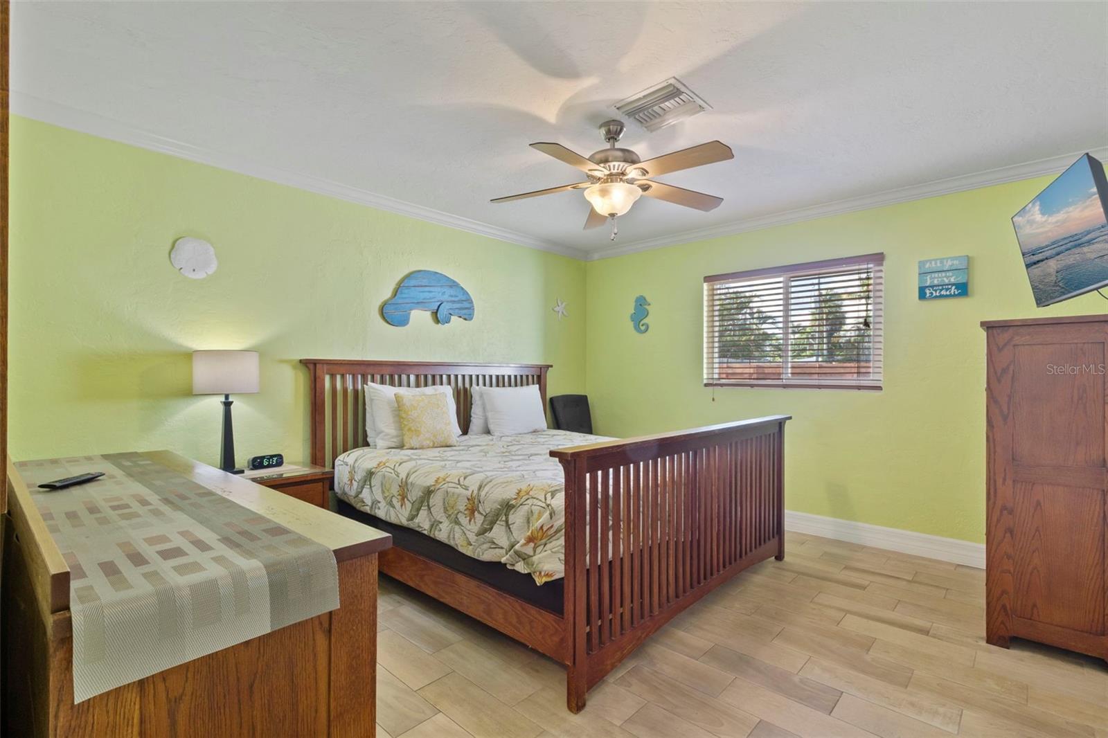 Image 34 of 61 For 6454 Beechwood Avenue