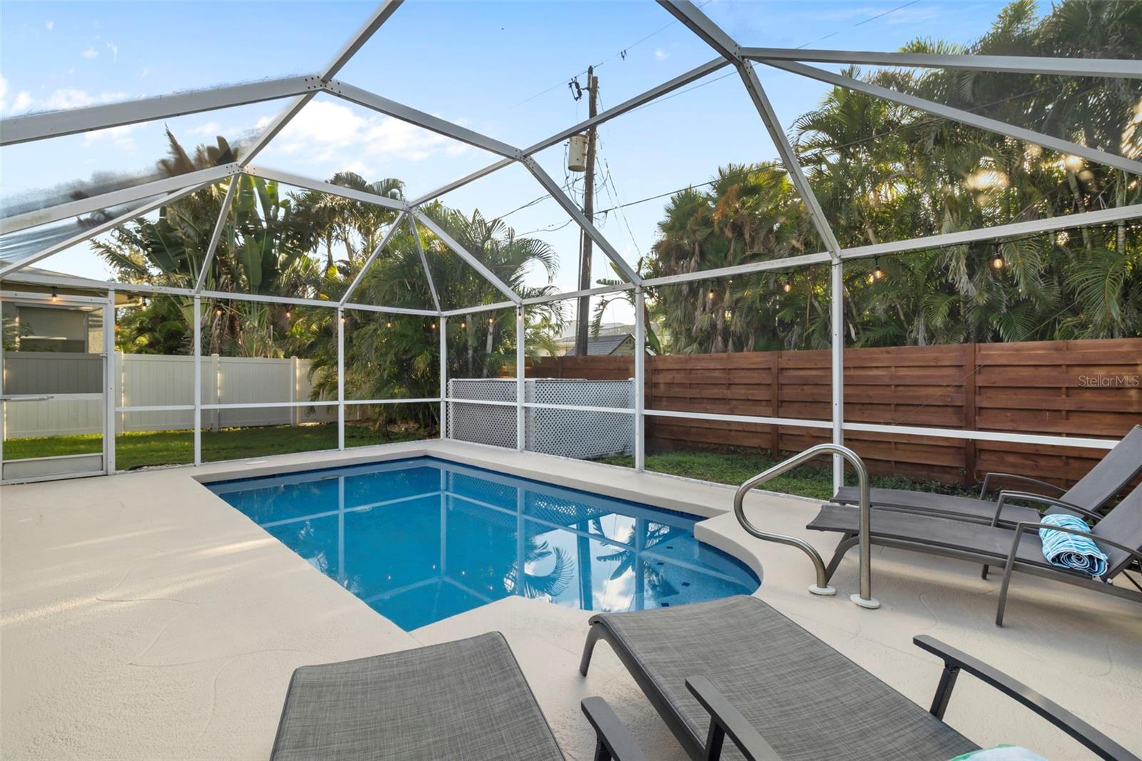 Image 50 of 61 For 6454 Beechwood Avenue