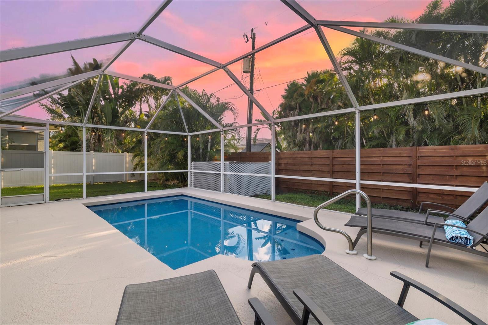 Image 53 of 61 For 6454 Beechwood Avenue