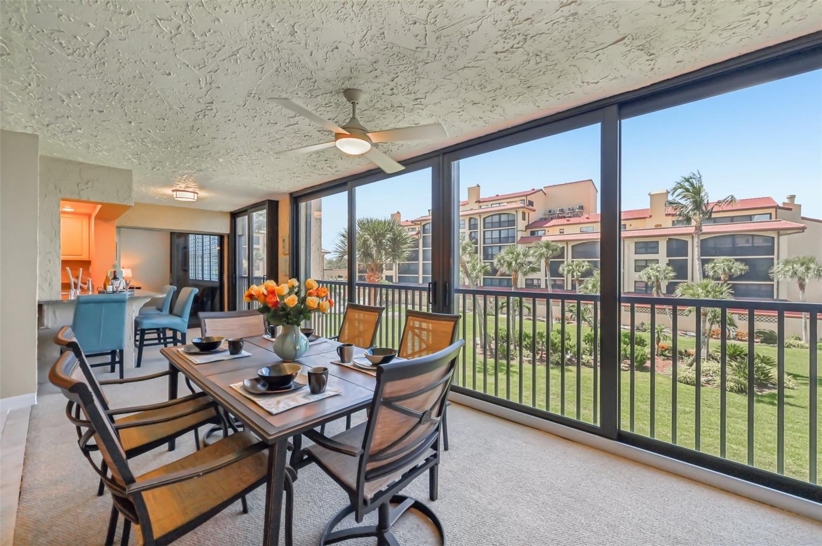 Image 23 of 42 For 8710 Midnight Pass Road 203b