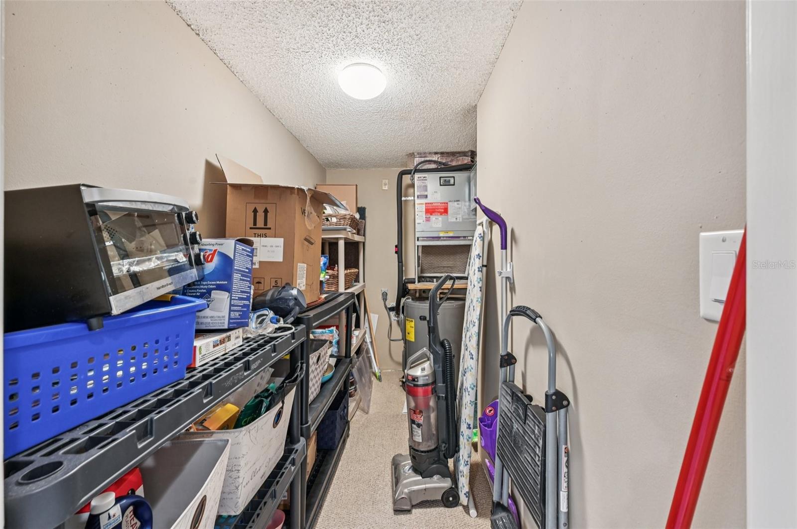 Image 36 of 42 For 8710 Midnight Pass Road 203b