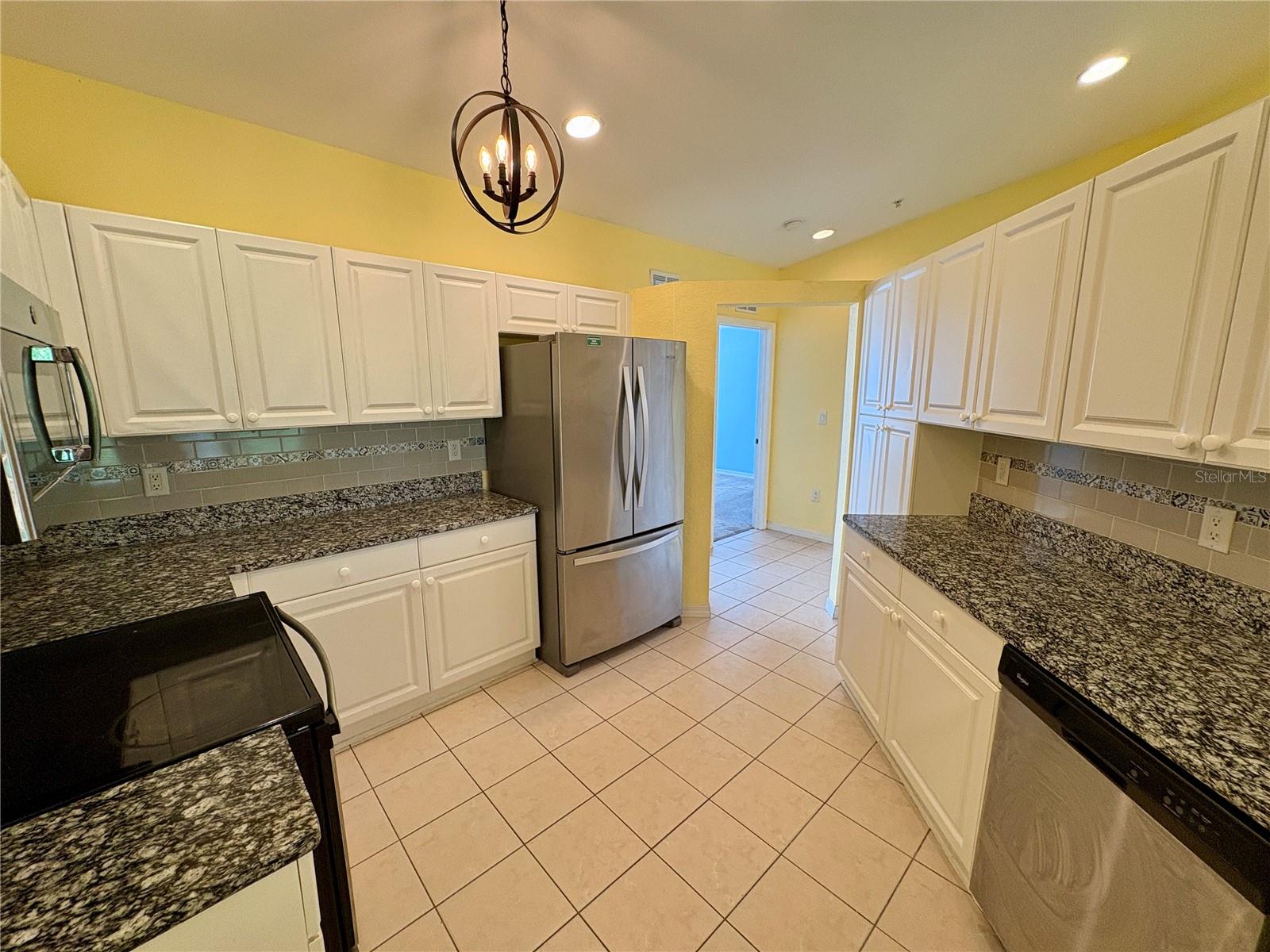 Image 5 of 27 For 6421 Bay Cedar Lane