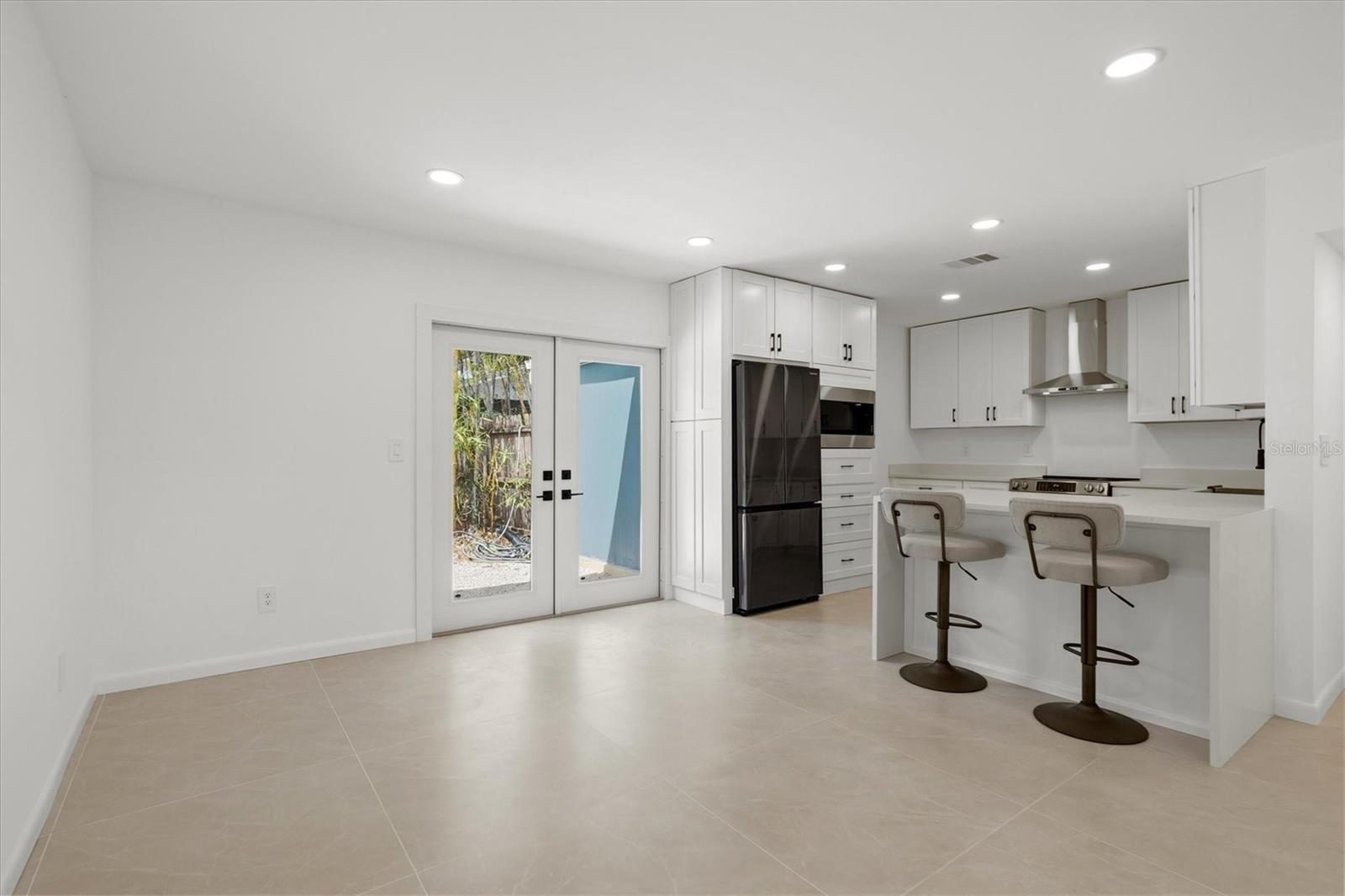 Image 21 of 91 For 3663 Egerton Circle