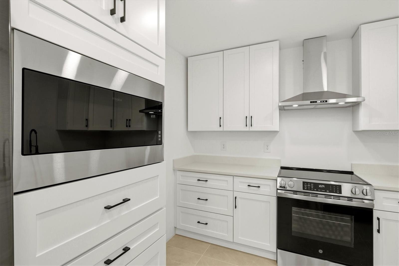 Image 27 of 91 For 3663 Egerton Circle