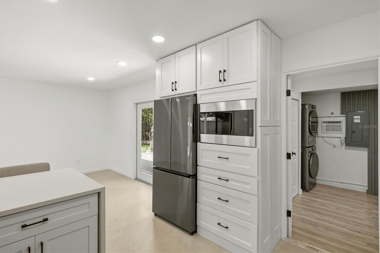 Image 31 of 91 For 3663 Egerton Circle