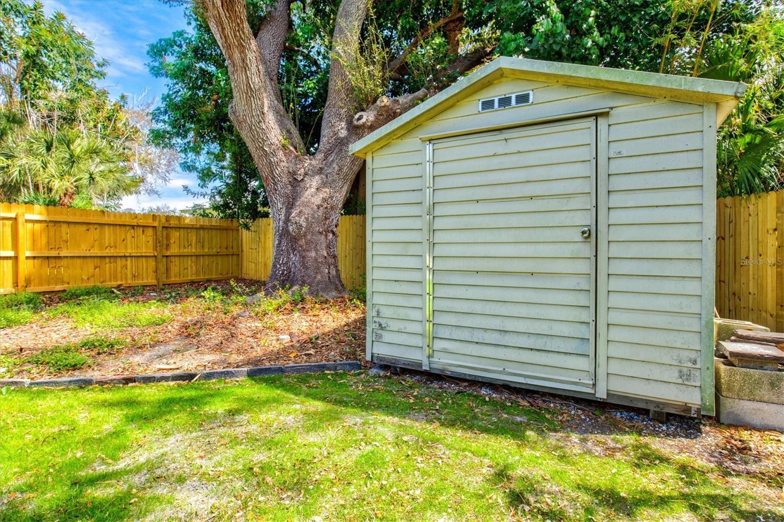 Image 55 of 91 For 3663 Egerton Circle