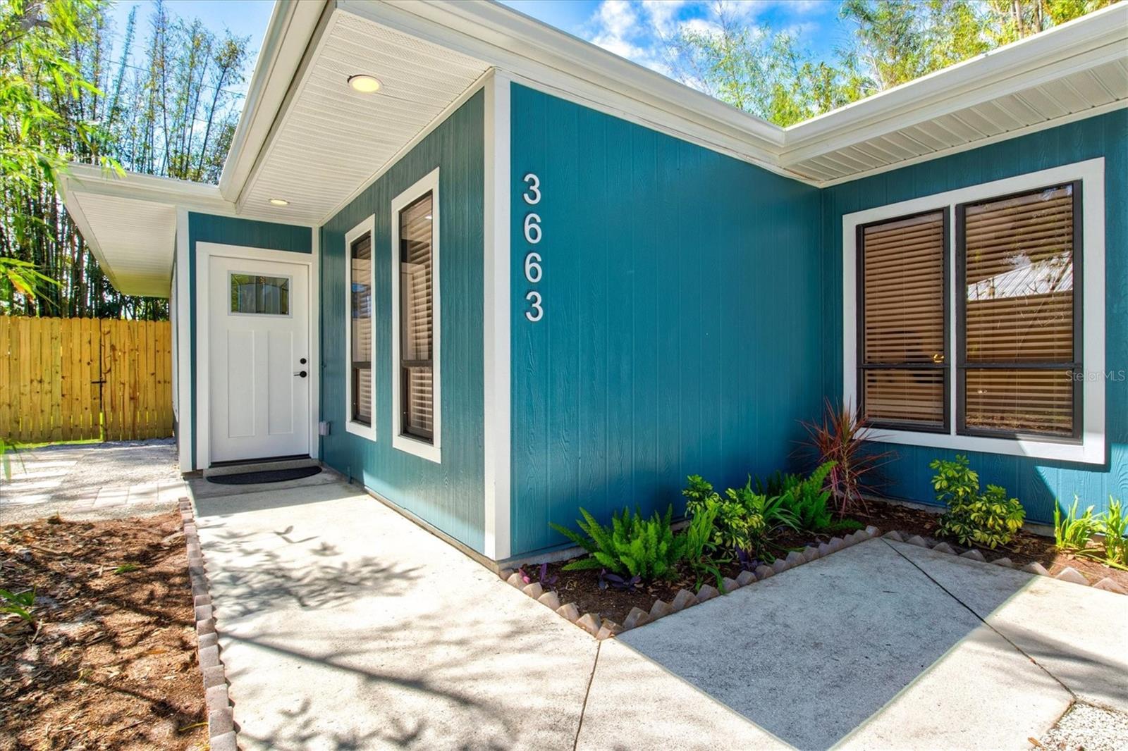 Image 8 of 91 For 3663 Egerton Circle