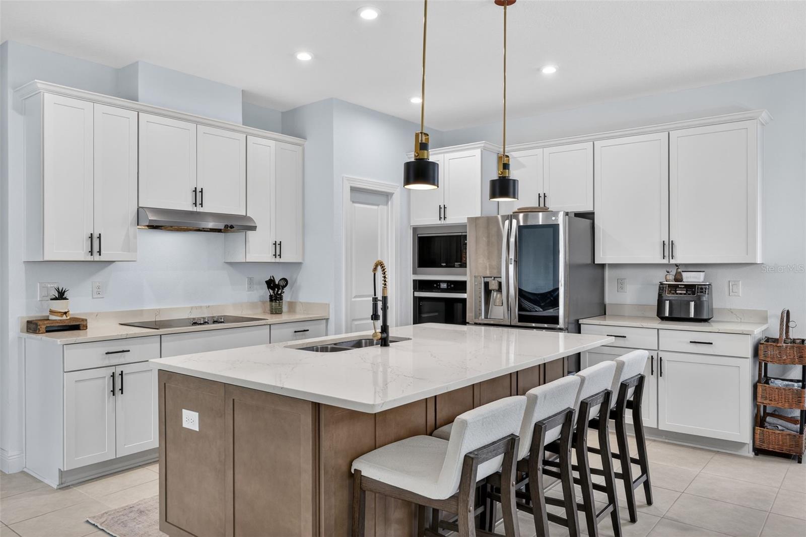 Image 11 of 57 For 11912 Richmond Trail