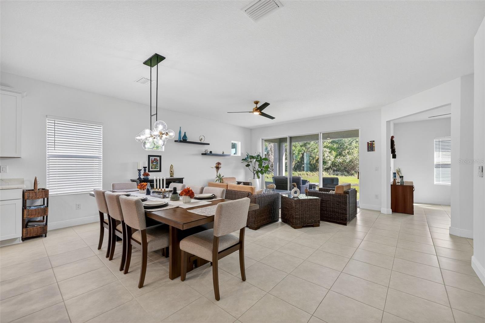 Image 13 of 57 For 11912 Richmond Trail